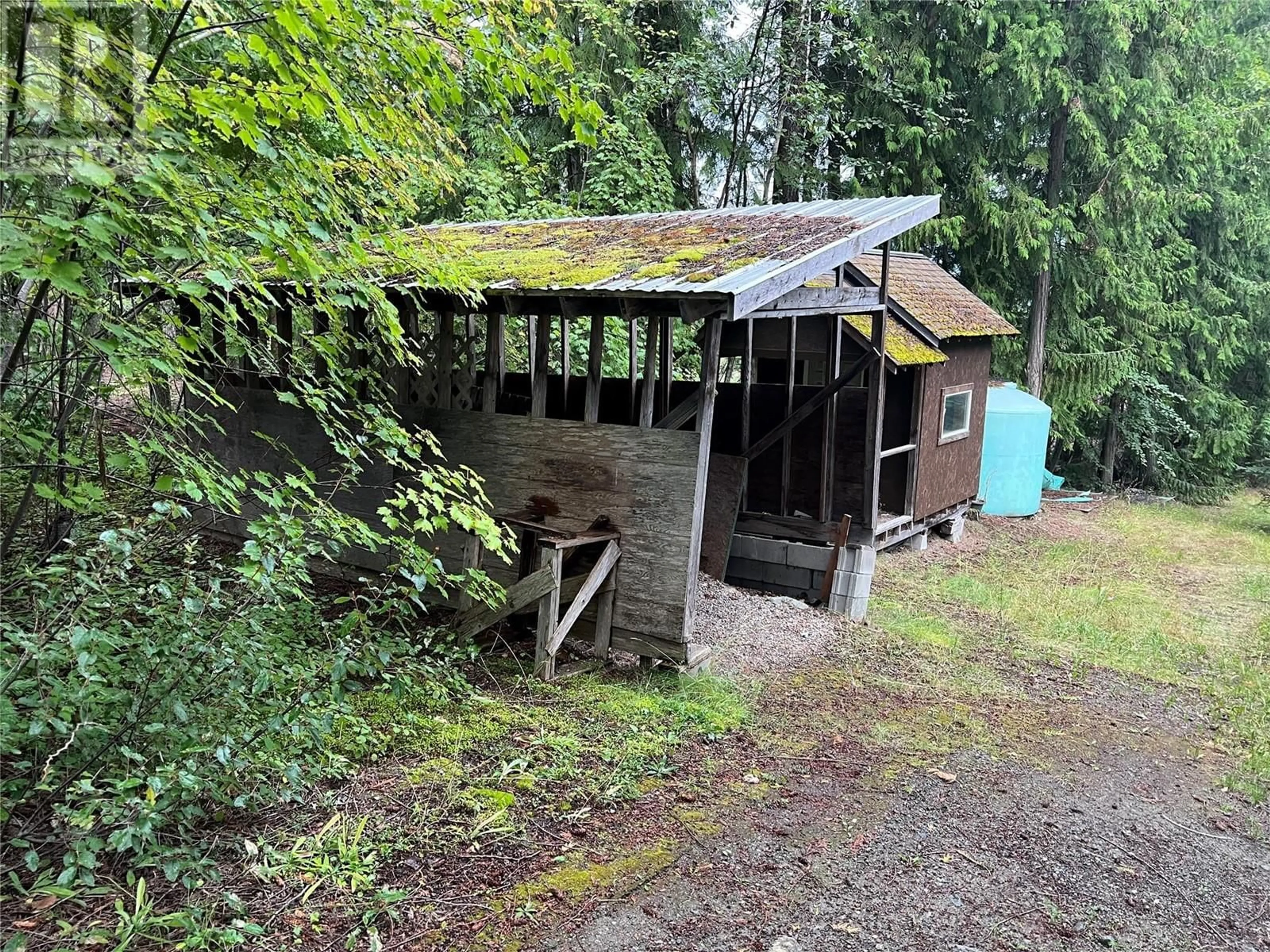 Shed for 2735 Hilltop Road, Sorrento British Columbia V0E2W1