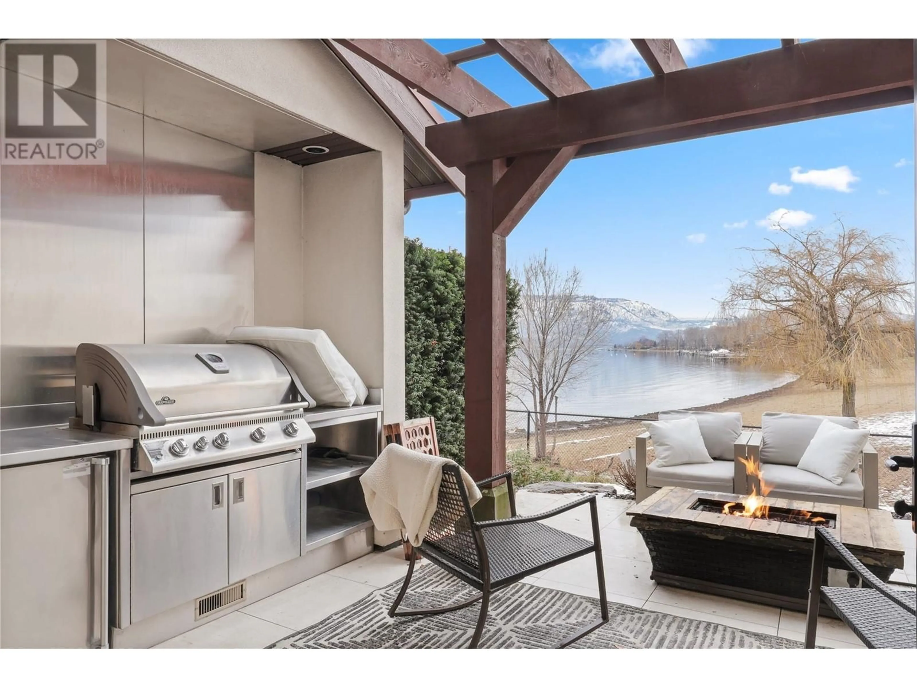 Patio, water/lake/river/ocean view for 3756 Lakeshore Road Unit# 13, Kelowna British Columbia V1W3L4