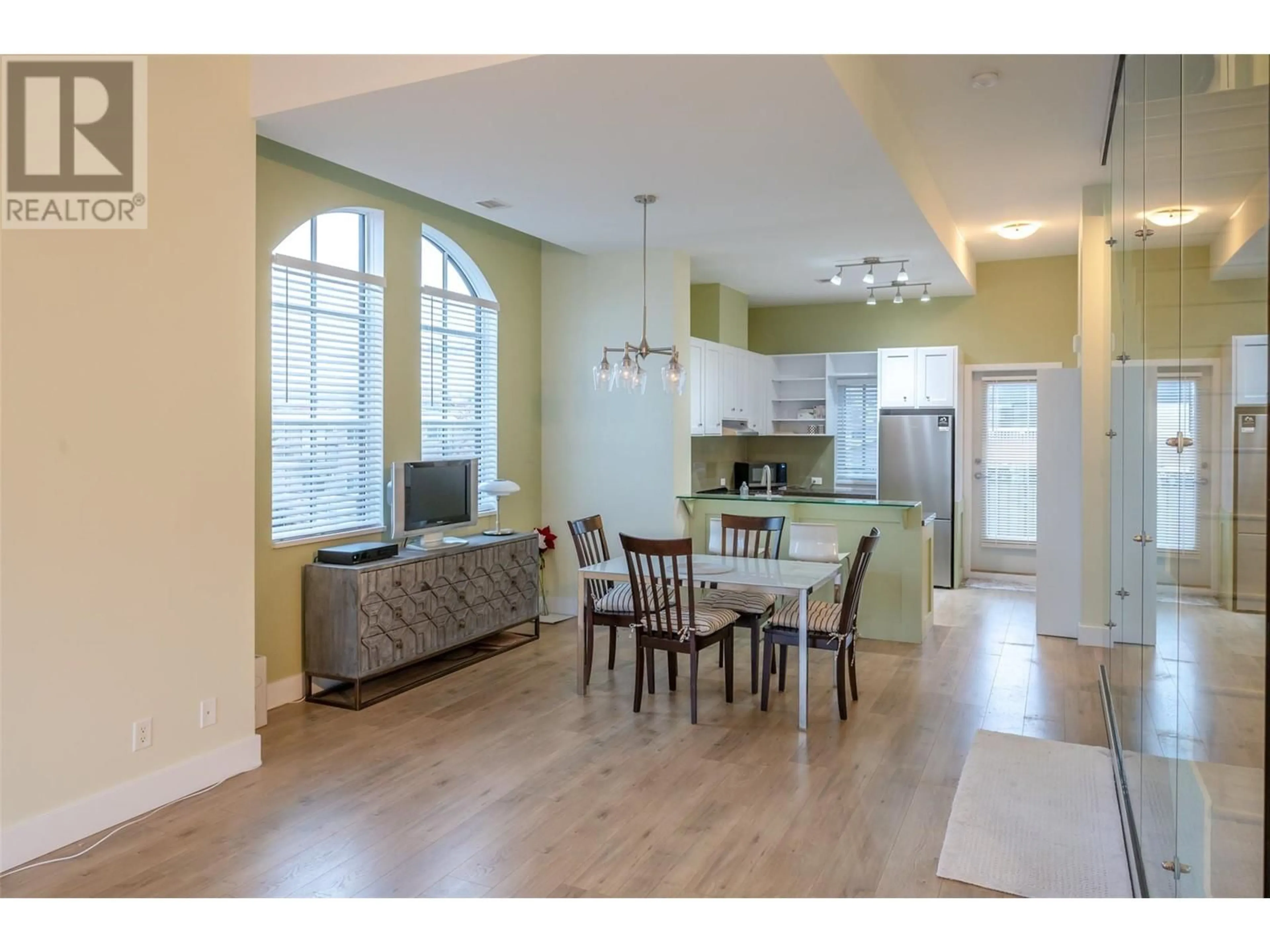 Open concept kitchen, unknown for 8032 SPARTAN DRIVE, Osoyoos British Columbia V0H1V7