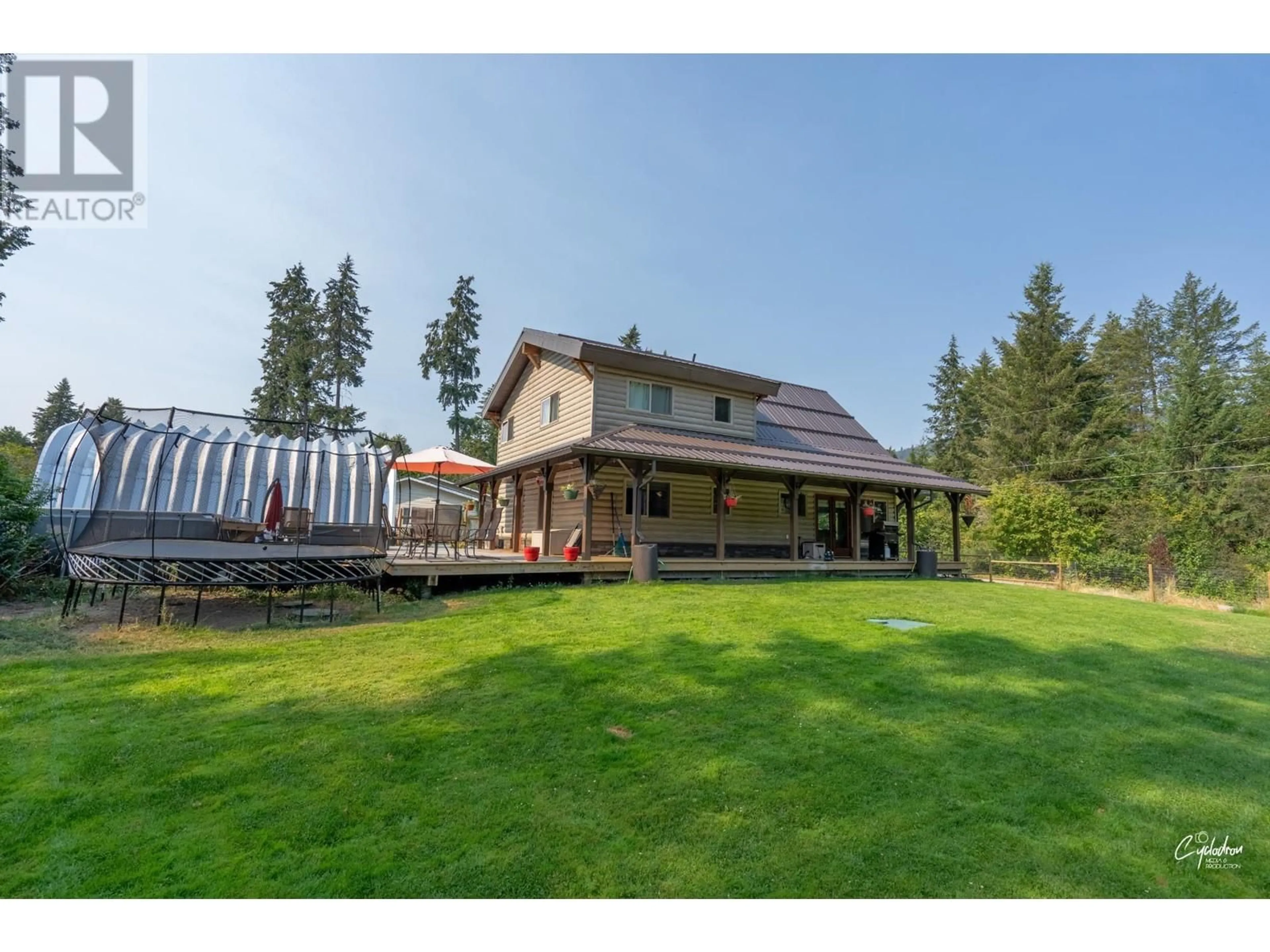 A pic from outside/outdoor area/front of a property/back of a property/a pic from drone, unknown for 2111 DUNN Road, Christina Lake British Columbia V0H1E2