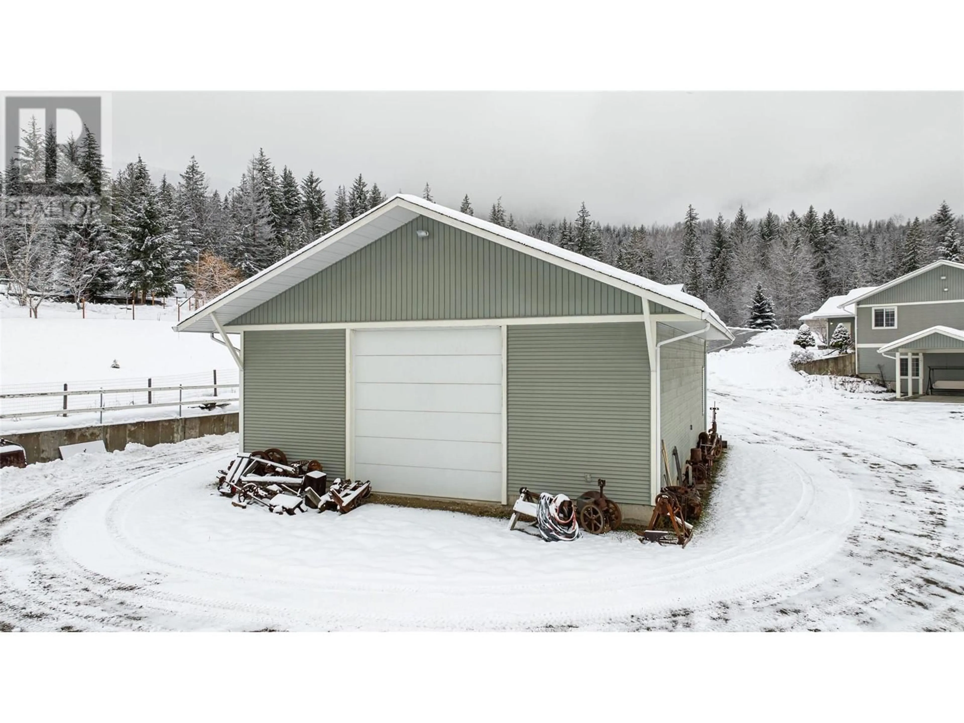 Shed for 2115 Country Woods Road, Sorrento British Columbia V0E2W1