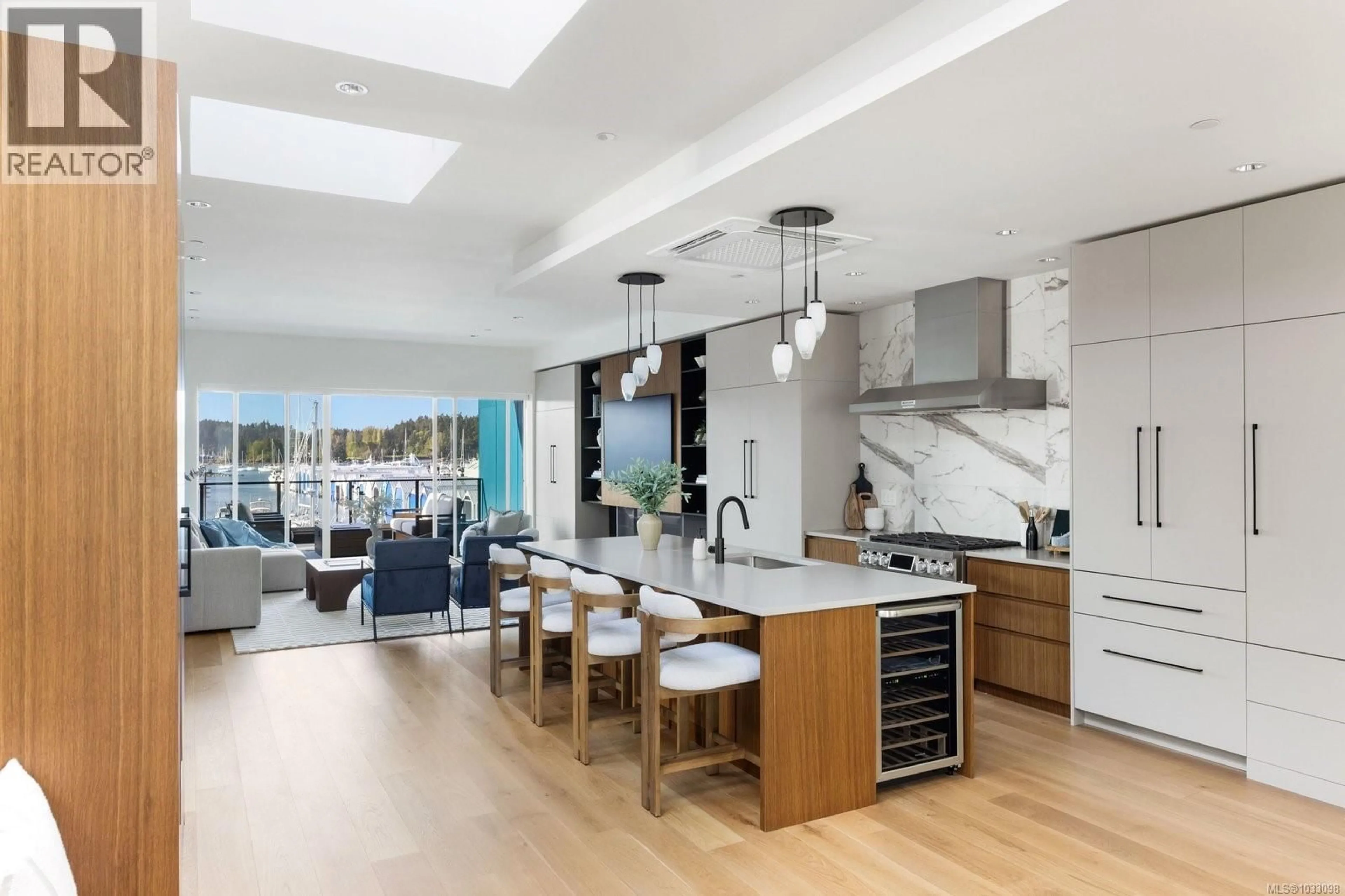 Open concept kitchen, unknown for 201 - 2270 HARBOUR ROAD, Sidney British Columbia V8L2P6