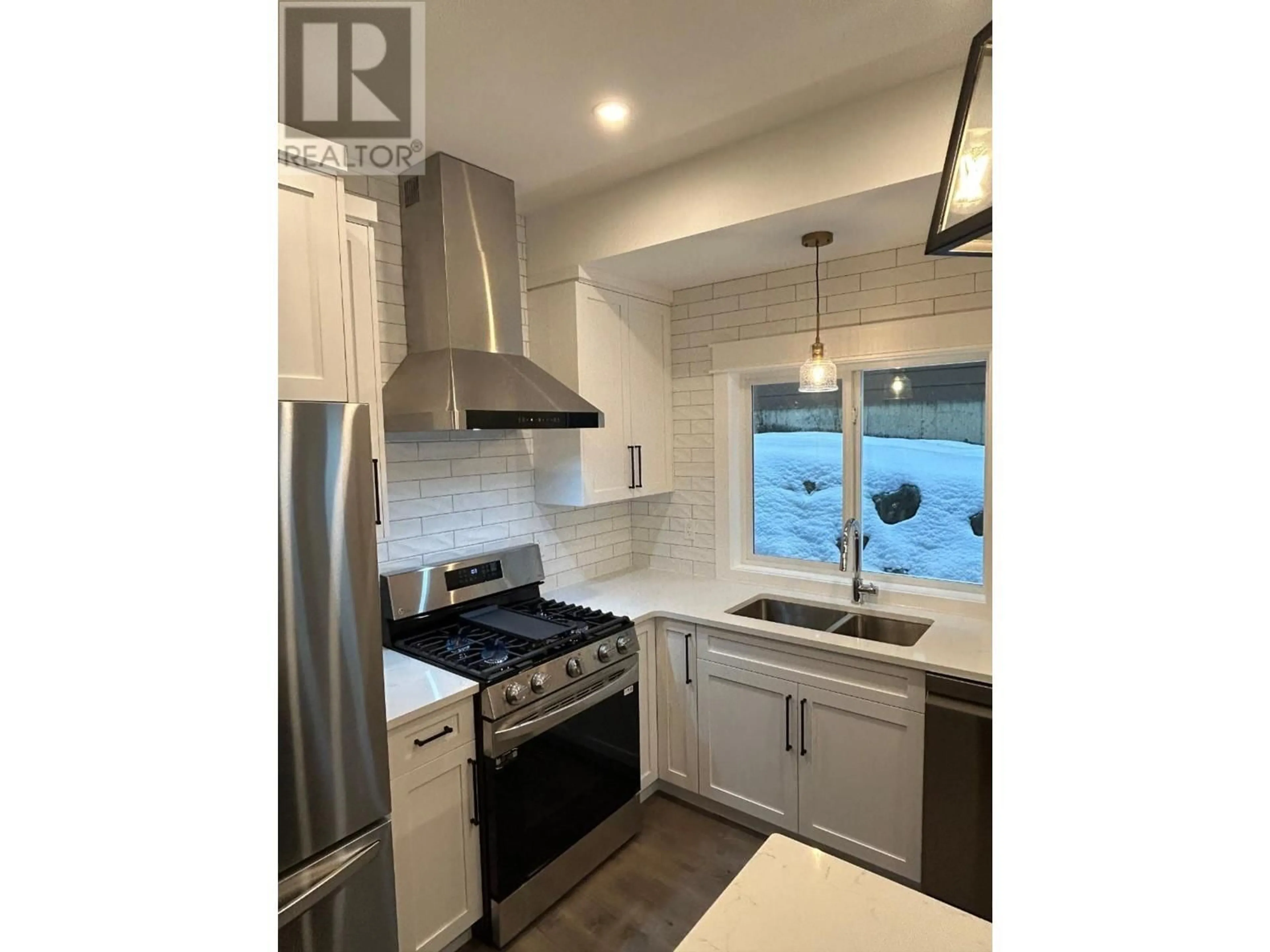Open concept kitchen, unknown for 1367 BURFIELD DRIVE, Sun Peaks British Columbia V0E5N0