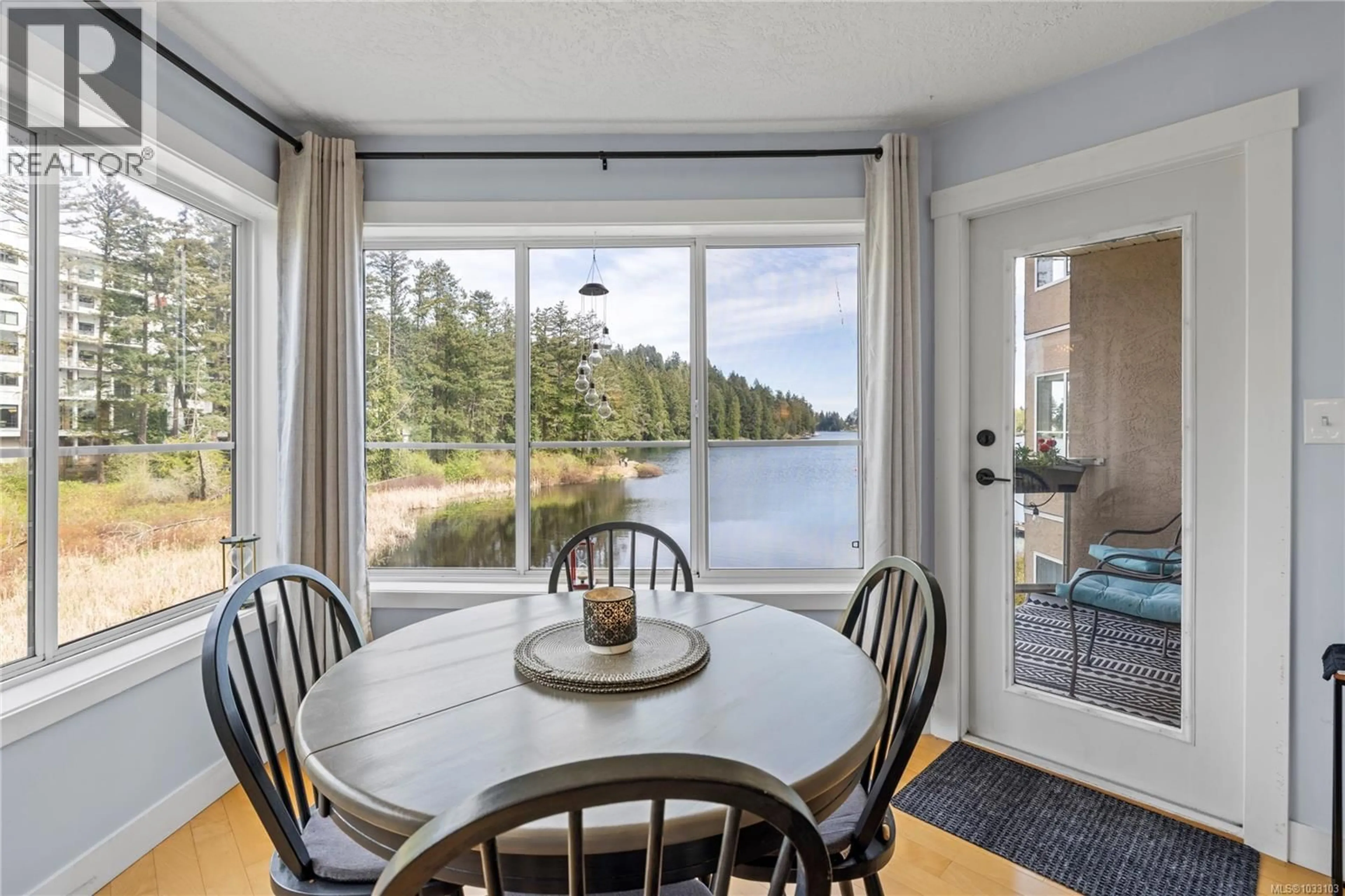 Dining room, wood/laminate floor for 312 - 4969 WILLS ROAD, Nanaimo British Columbia V9T2K4