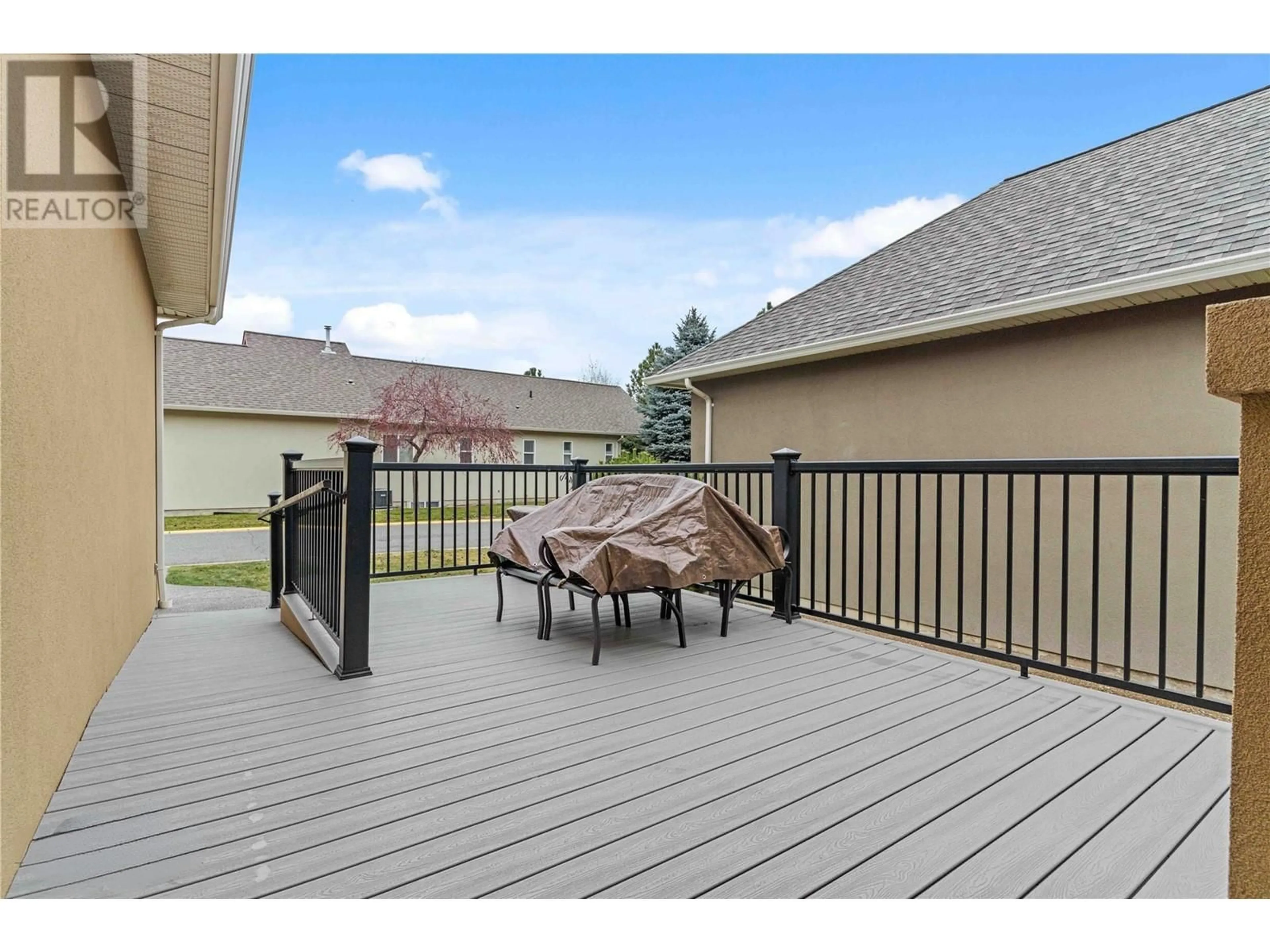 Patio, unknown for 2920 Valleyview Drive Unit# 124, Kamloops British Columbia V2C0A8