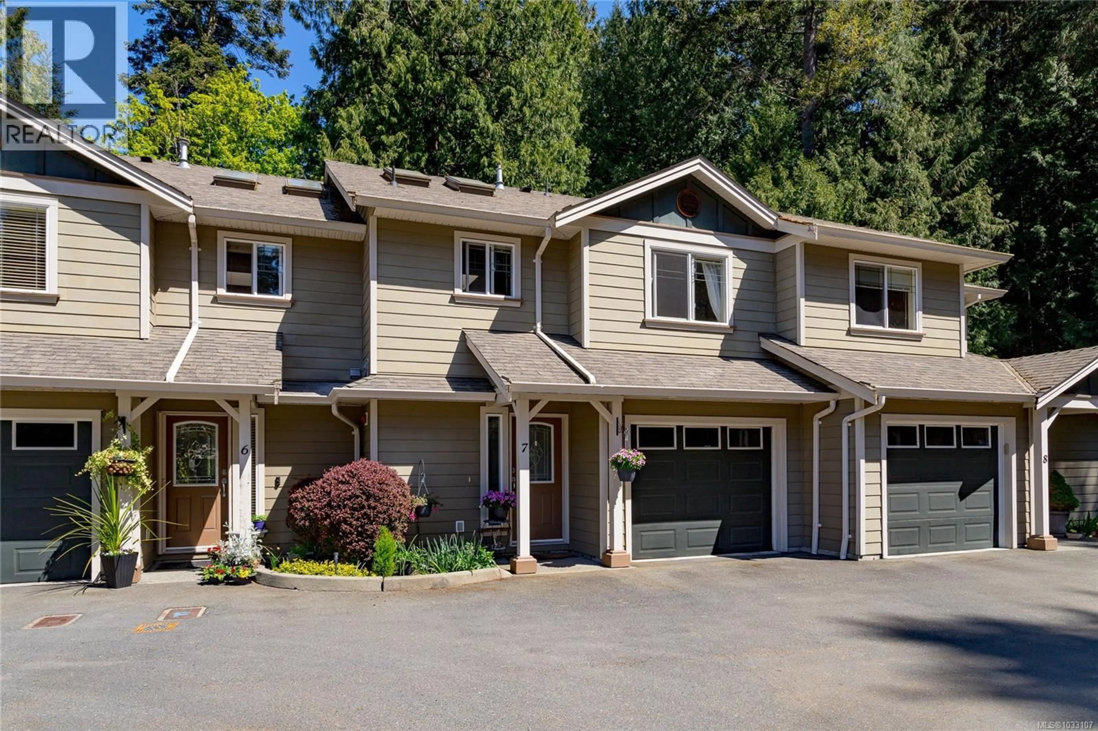 Home with vinyl exterior material, street for 7 - 199 ATKINS ROAD, View Royal British Columbia V9B2Z9