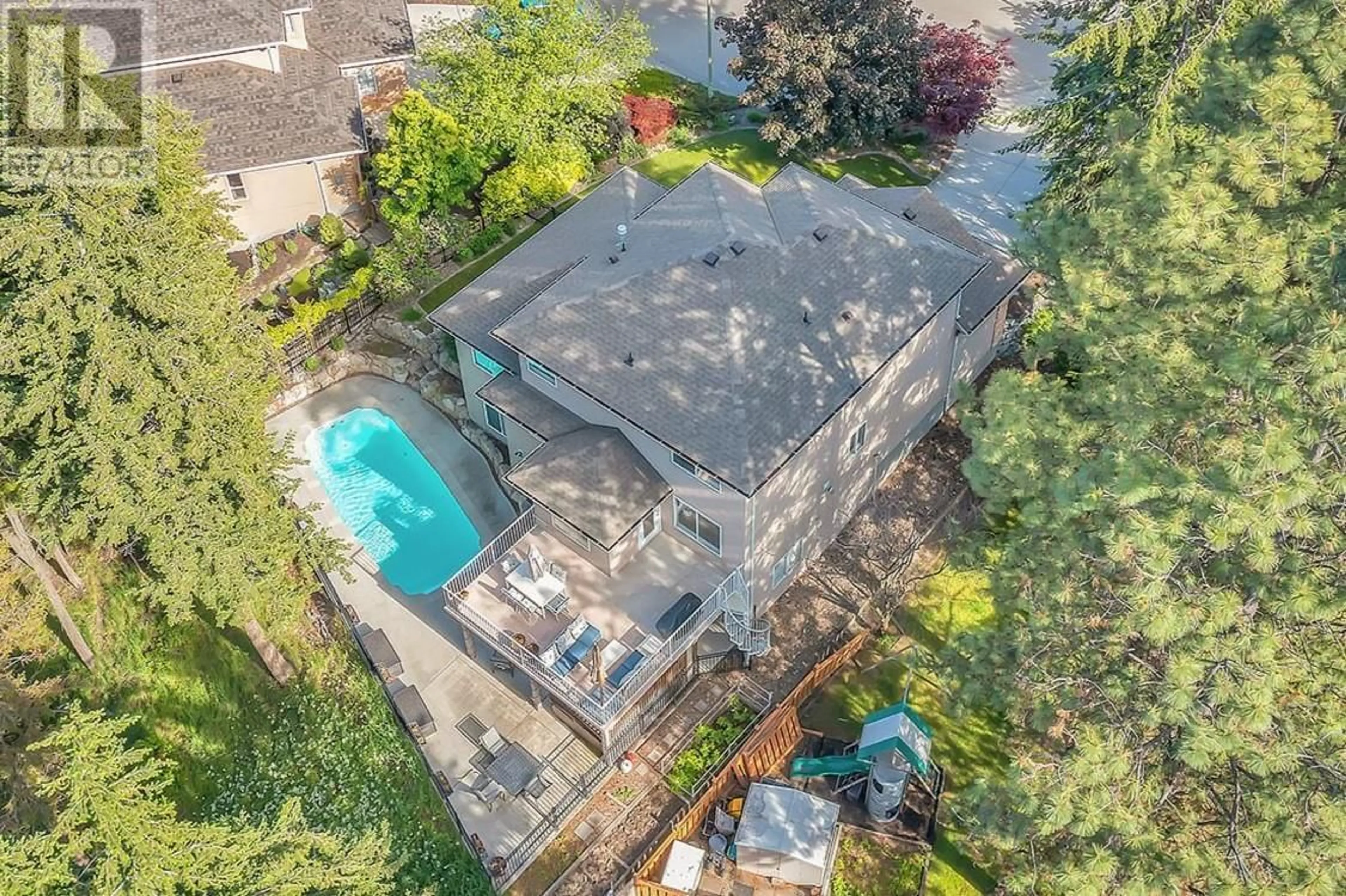 A pic from outside/outdoor area/front of a property/back of a property/a pic from drone, water/lake/river/ocean view for 251 Highgate Court, Kelowna British Columbia V1V1N2