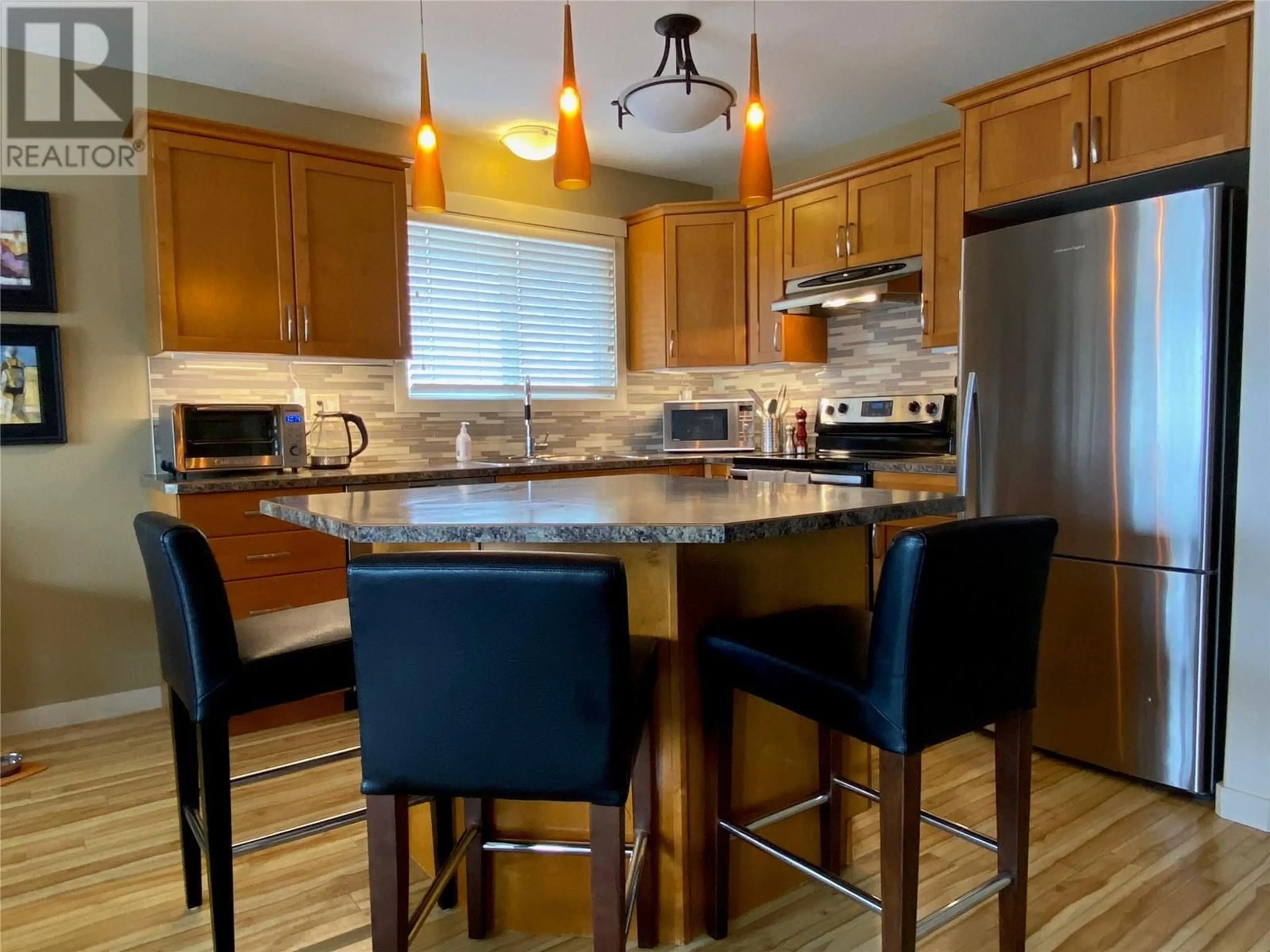 Open concept kitchen, unknown for 800 Fuller Avenue Lot# 1, Kelowna British Columbia V1Y6X3