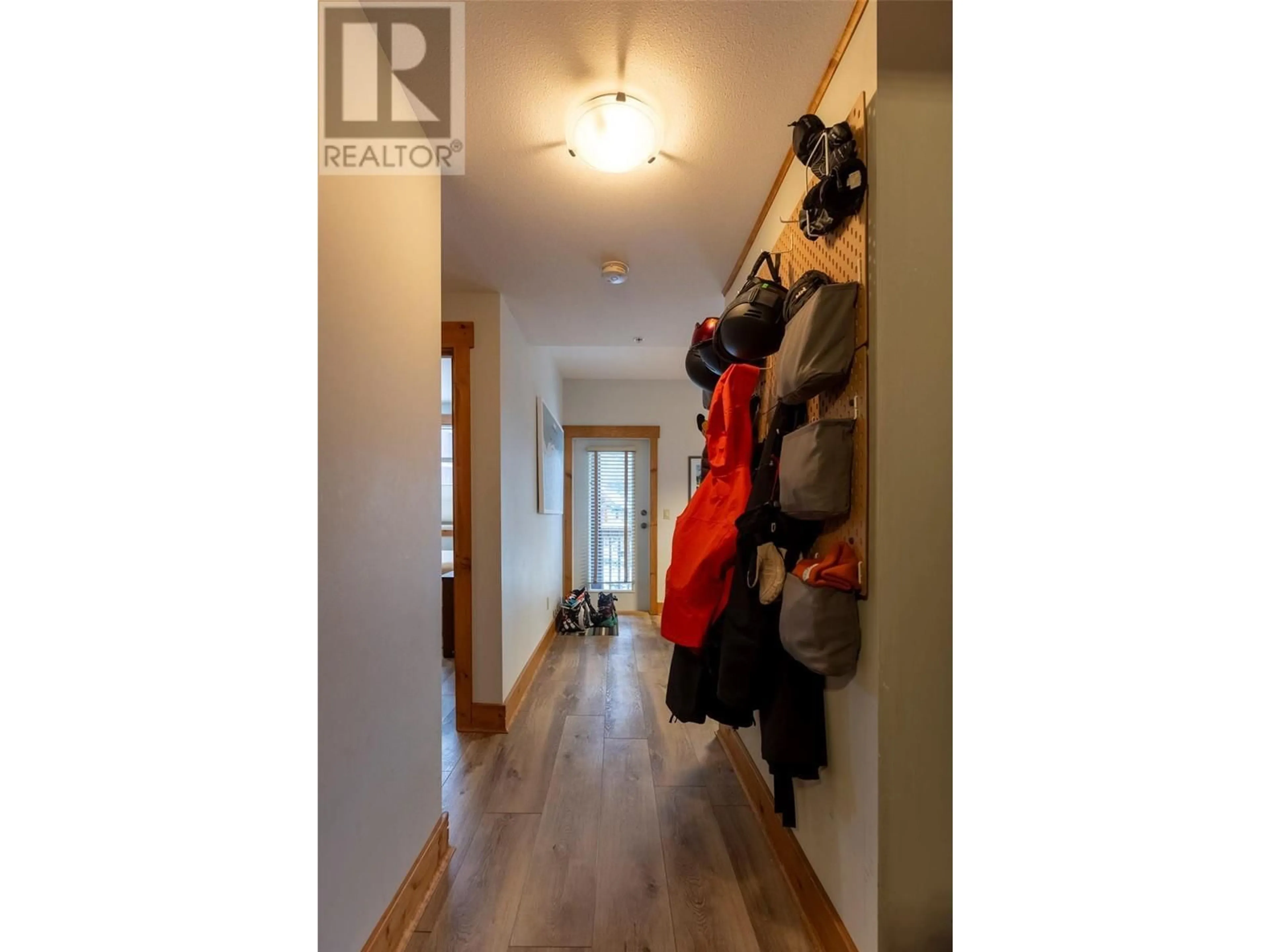 Indoor entryway for 4559 Timberline Crescent Unit# 427, Fernie British Columbia V0B1M6