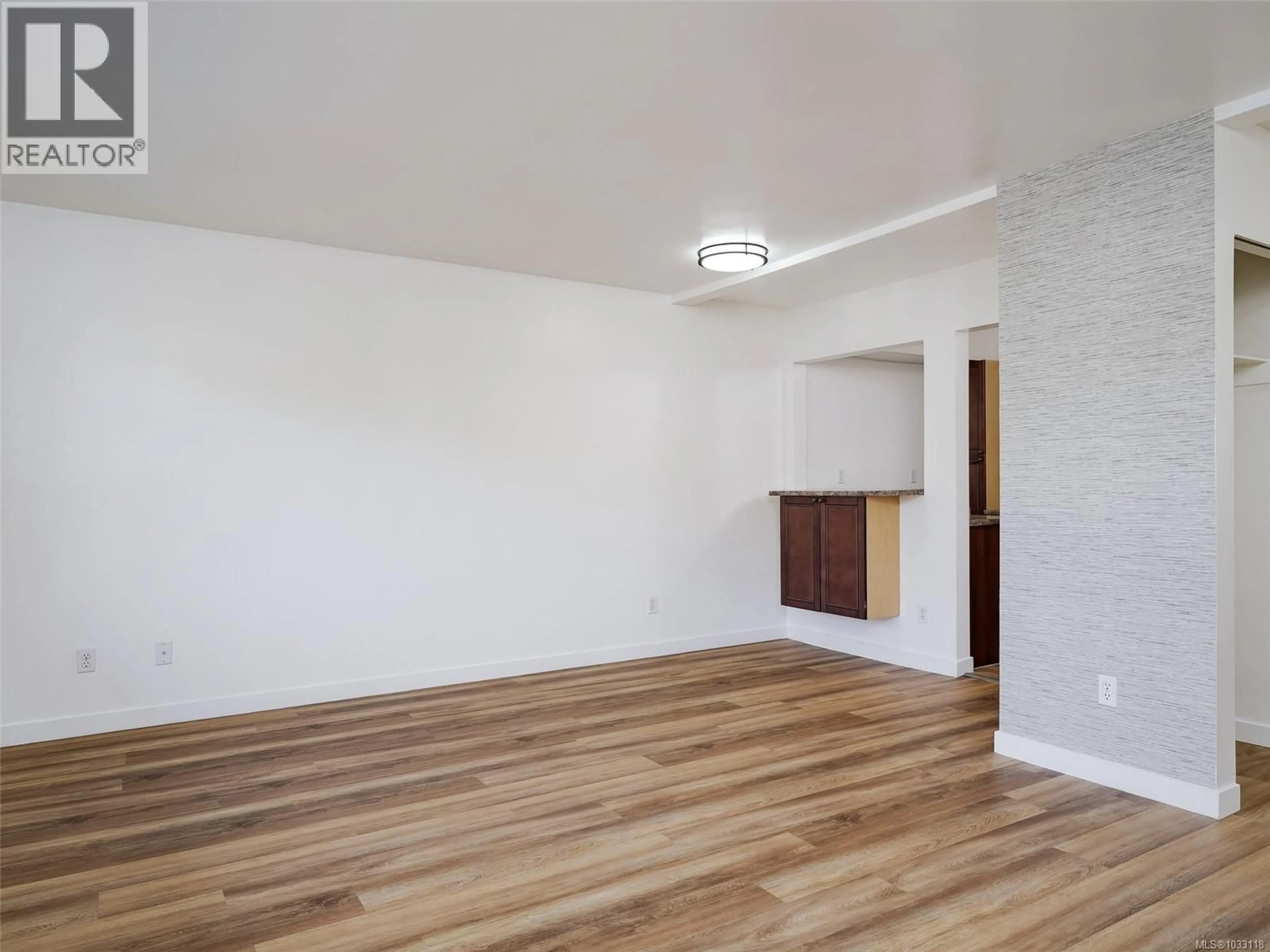 A pic of a room for 4 - 740 WILSON STREET, Victoria British Columbia V9A3H2
