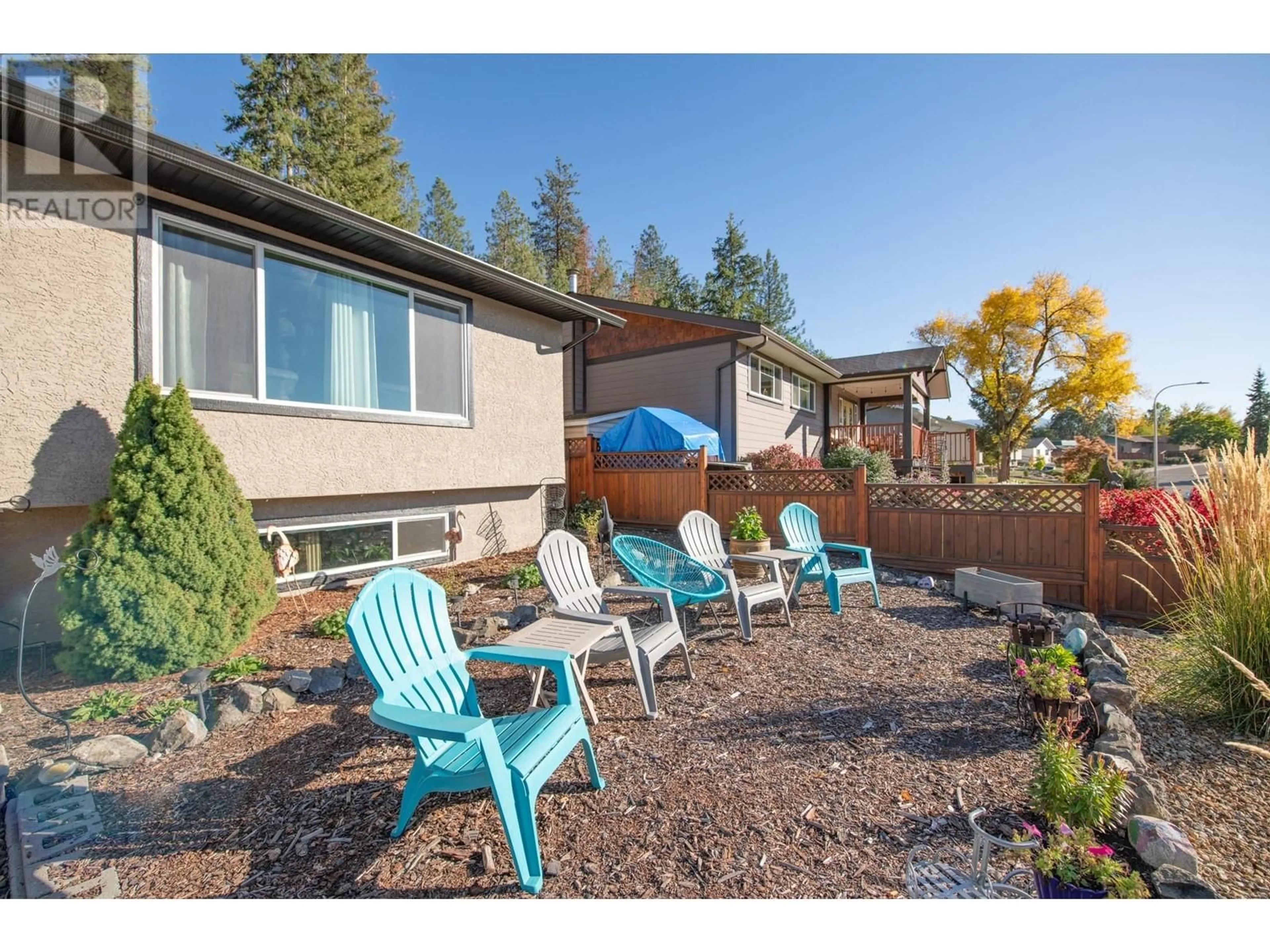 Patio, unknown for 4505 16 Street, Vernon British Columbia V1T3Y2