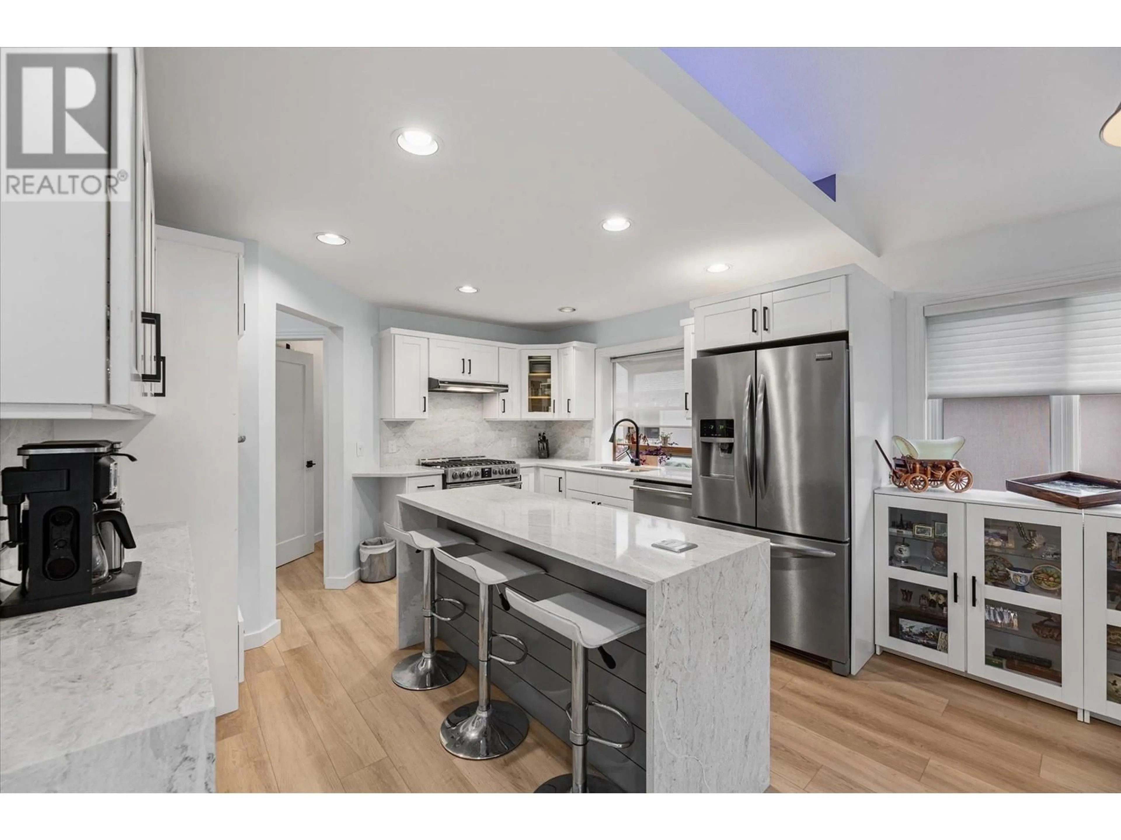 Open concept kitchen, unknown for 4187 Gallaghers Crescent, Kelowna British Columbia V1W3Z9