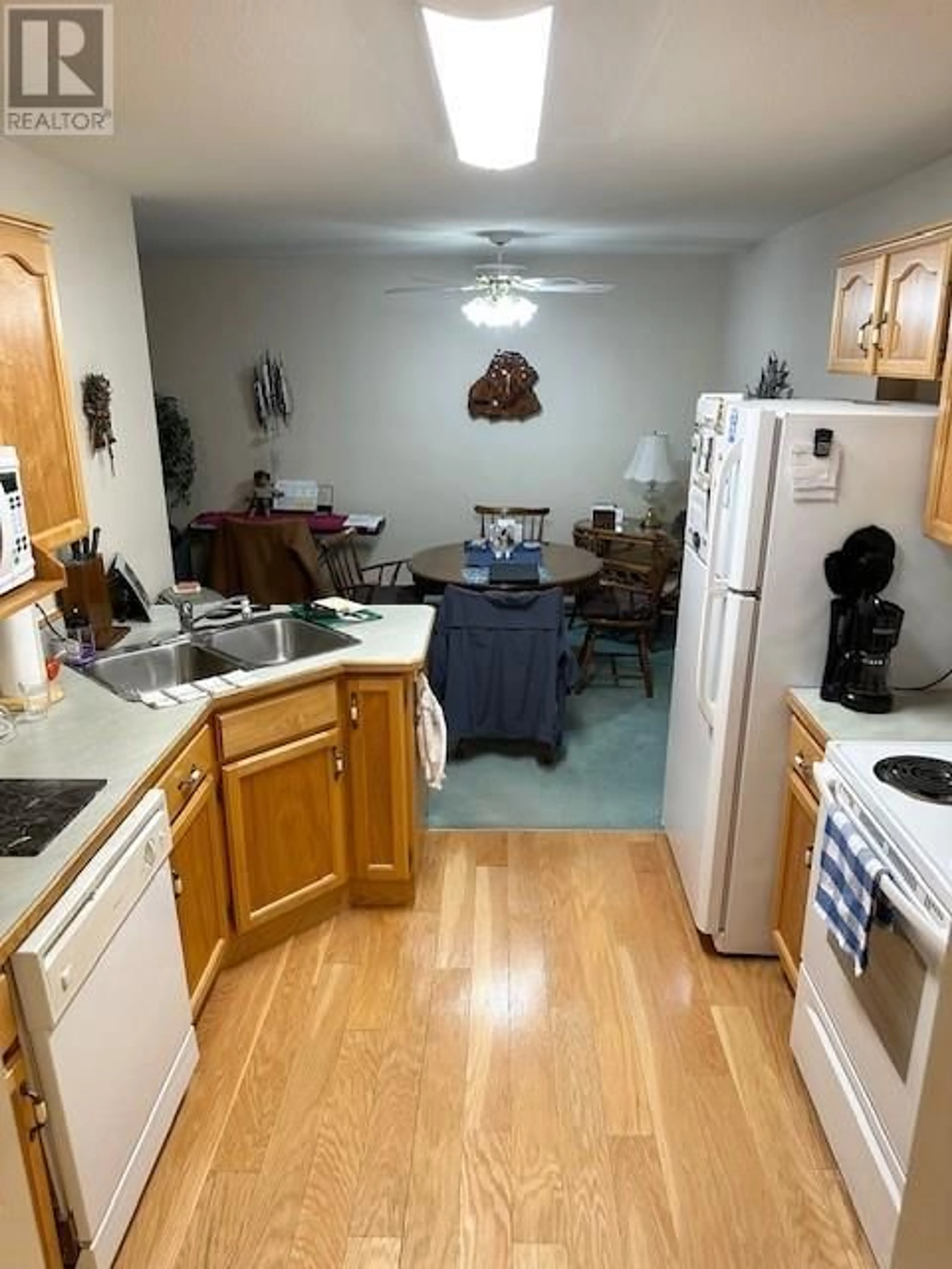 Standard kitchen, unknown for 3426 Hemlock Street Unit# 102, Penticton British Columbia V2A8K1