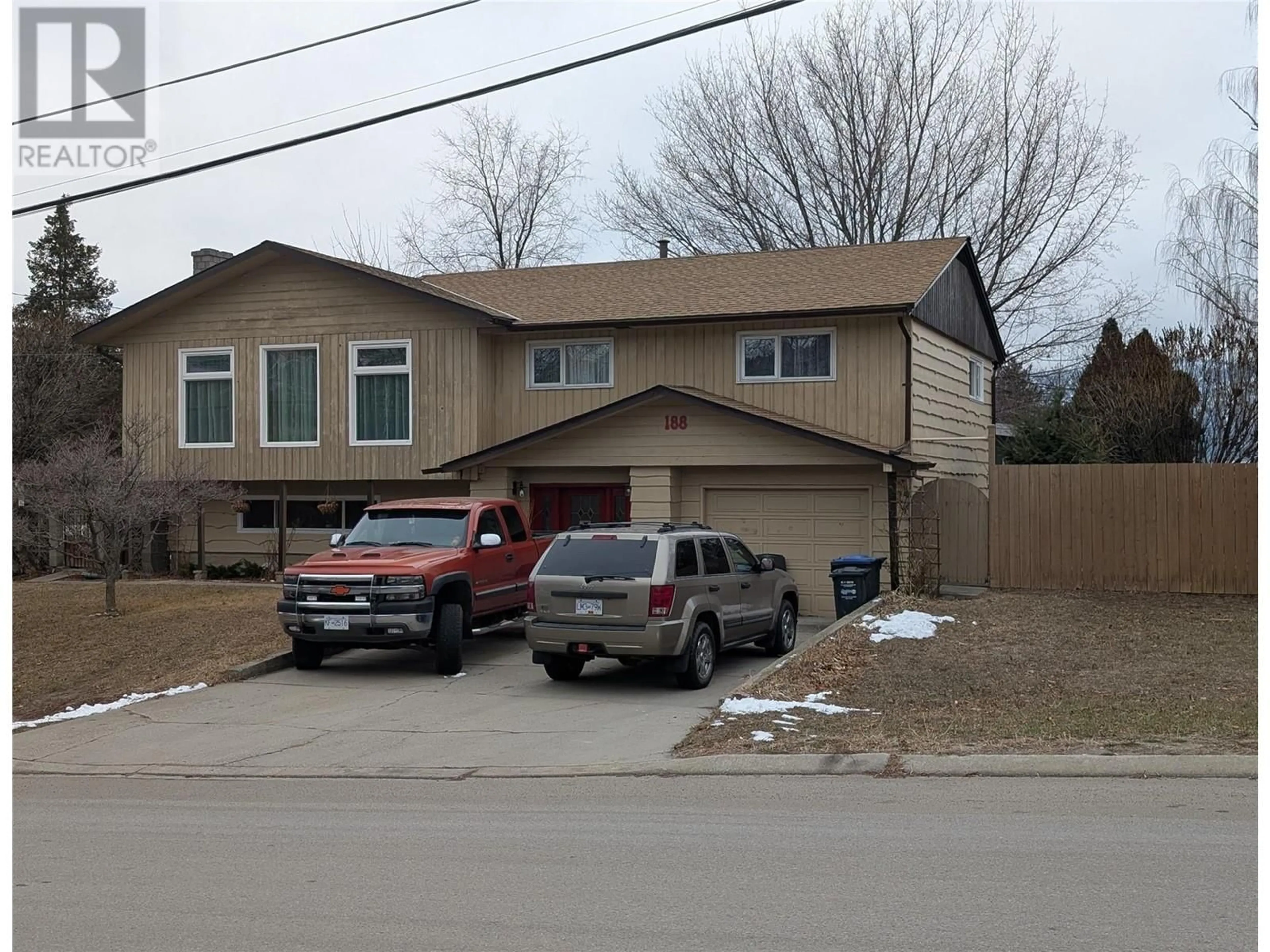 Home with vinyl exterior material, street for 188 WALDEN CRESCENT, Penticton British Columbia V2A1R7