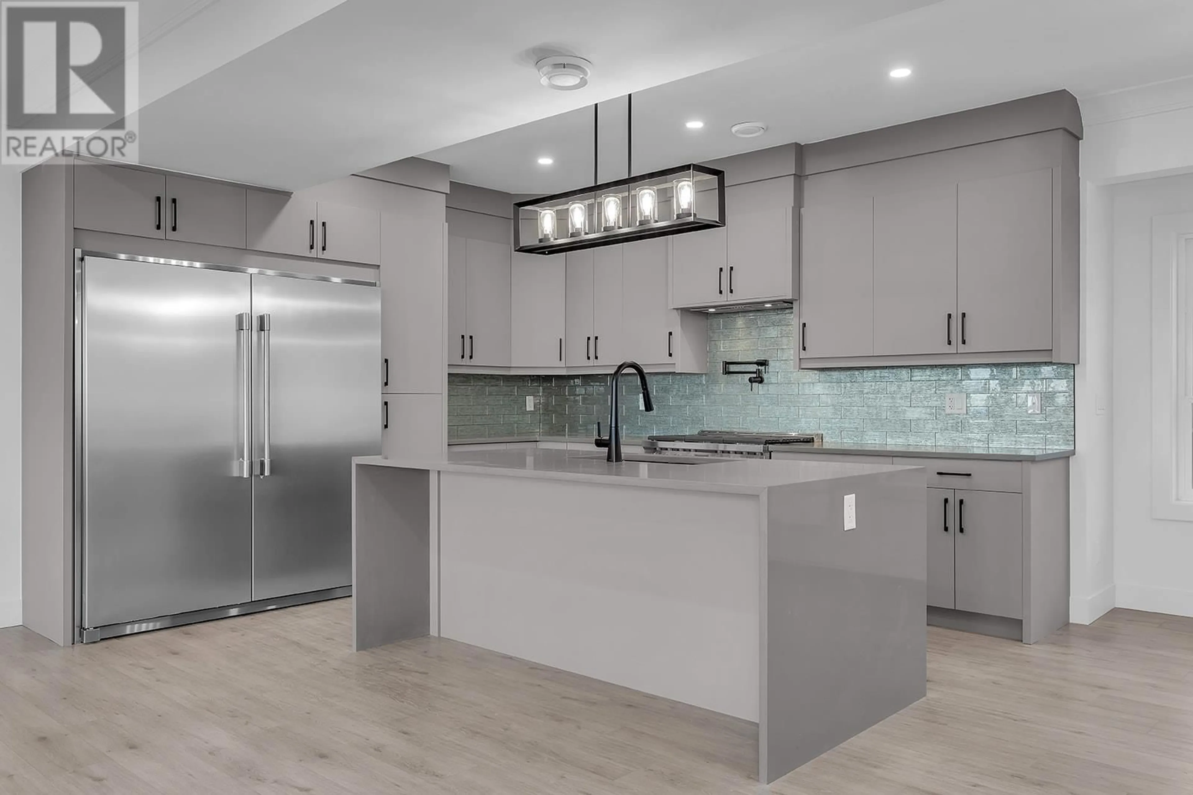 Open concept kitchen, ceramic/tile floor for 3576 SILVER WAY, West Kelowna British Columbia V4T1A3