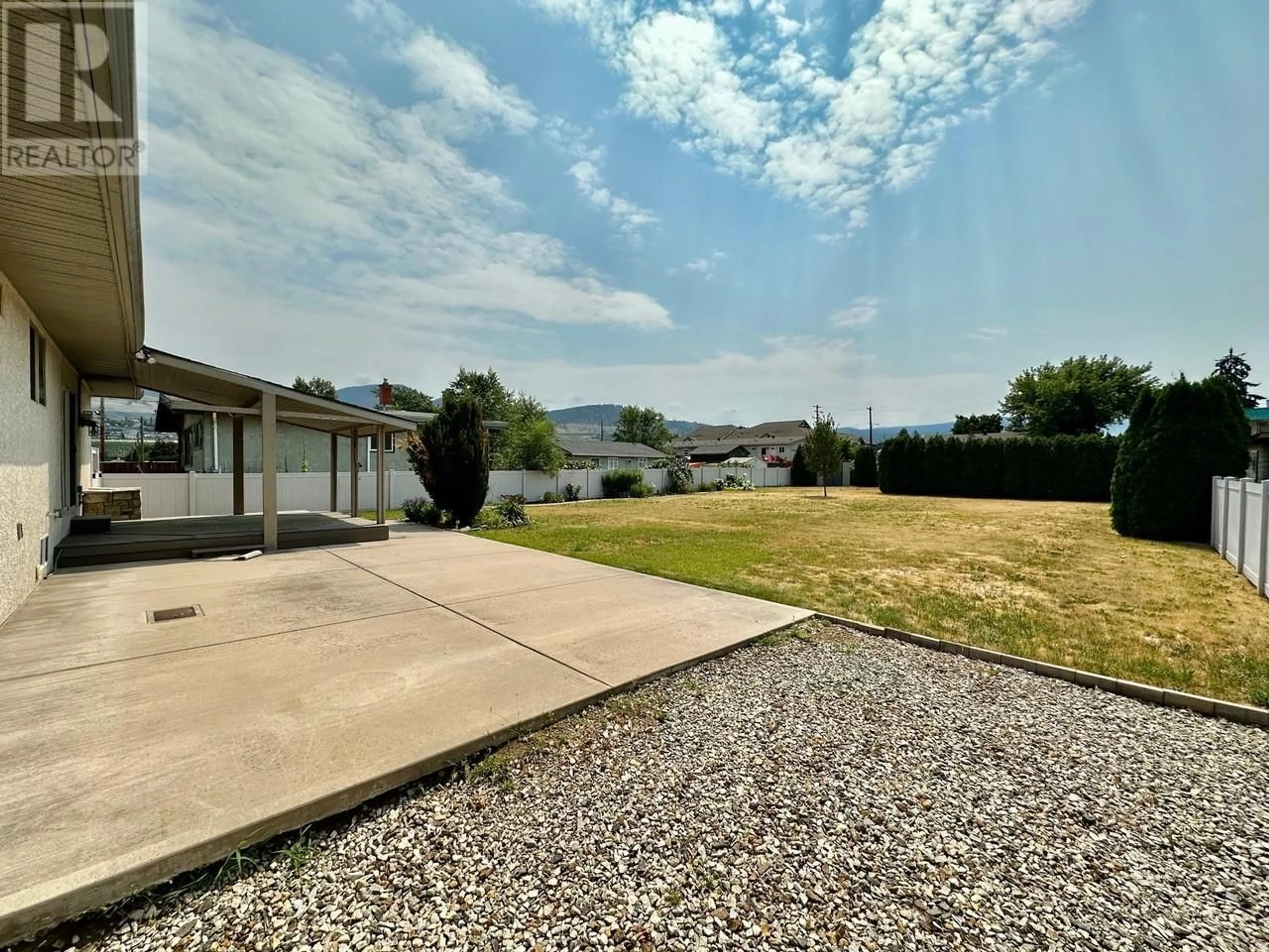 A pic from outside/outdoor area/front of a property/back of a property/a pic from drone, unknown for 145 Hardie Road, Rutland British Columbia V1X2G9