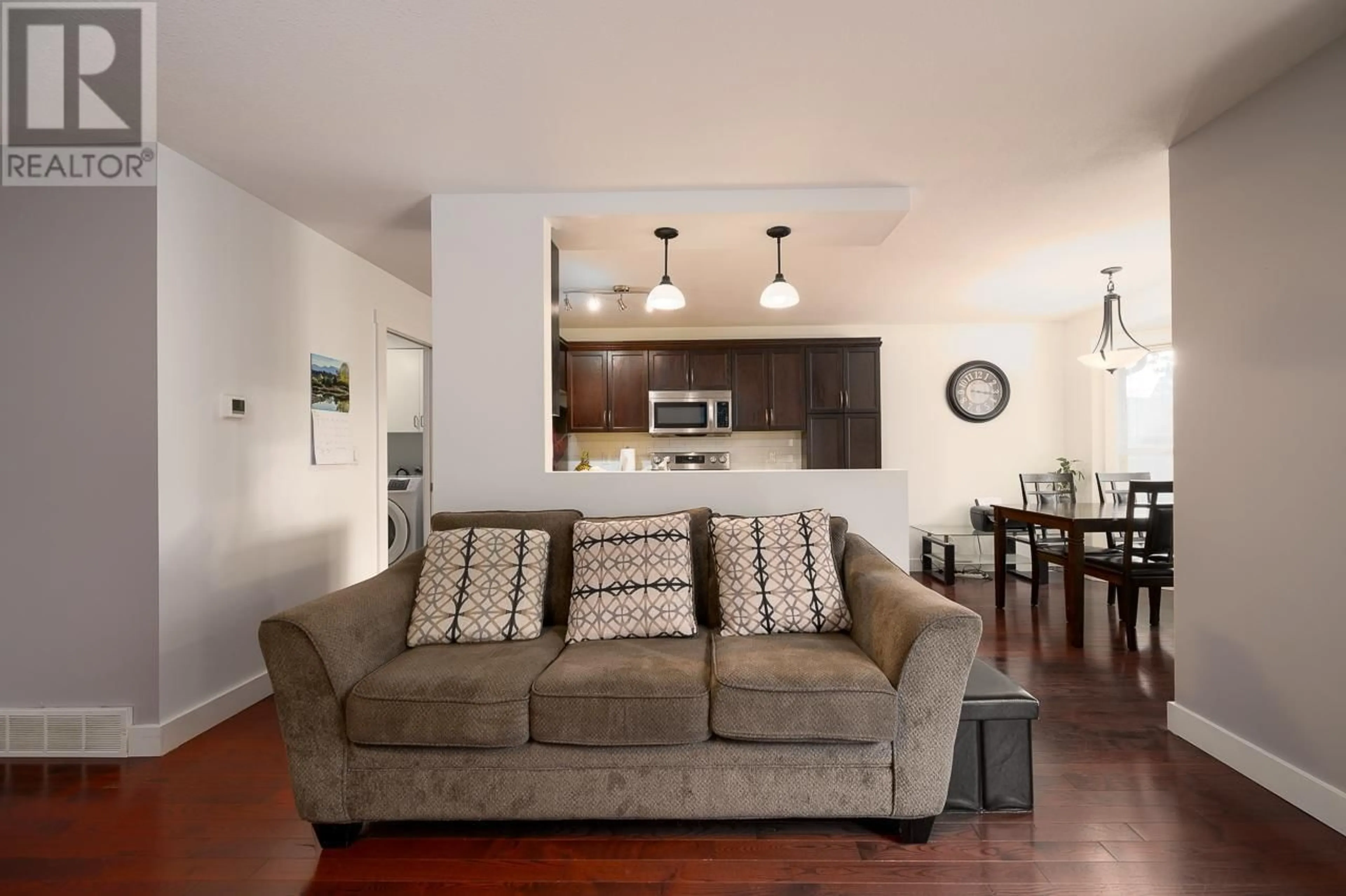 Living room with furniture, unknown for 1750 MCKINLEY Court Unit# 9, Kamloops British Columbia V2E2N5