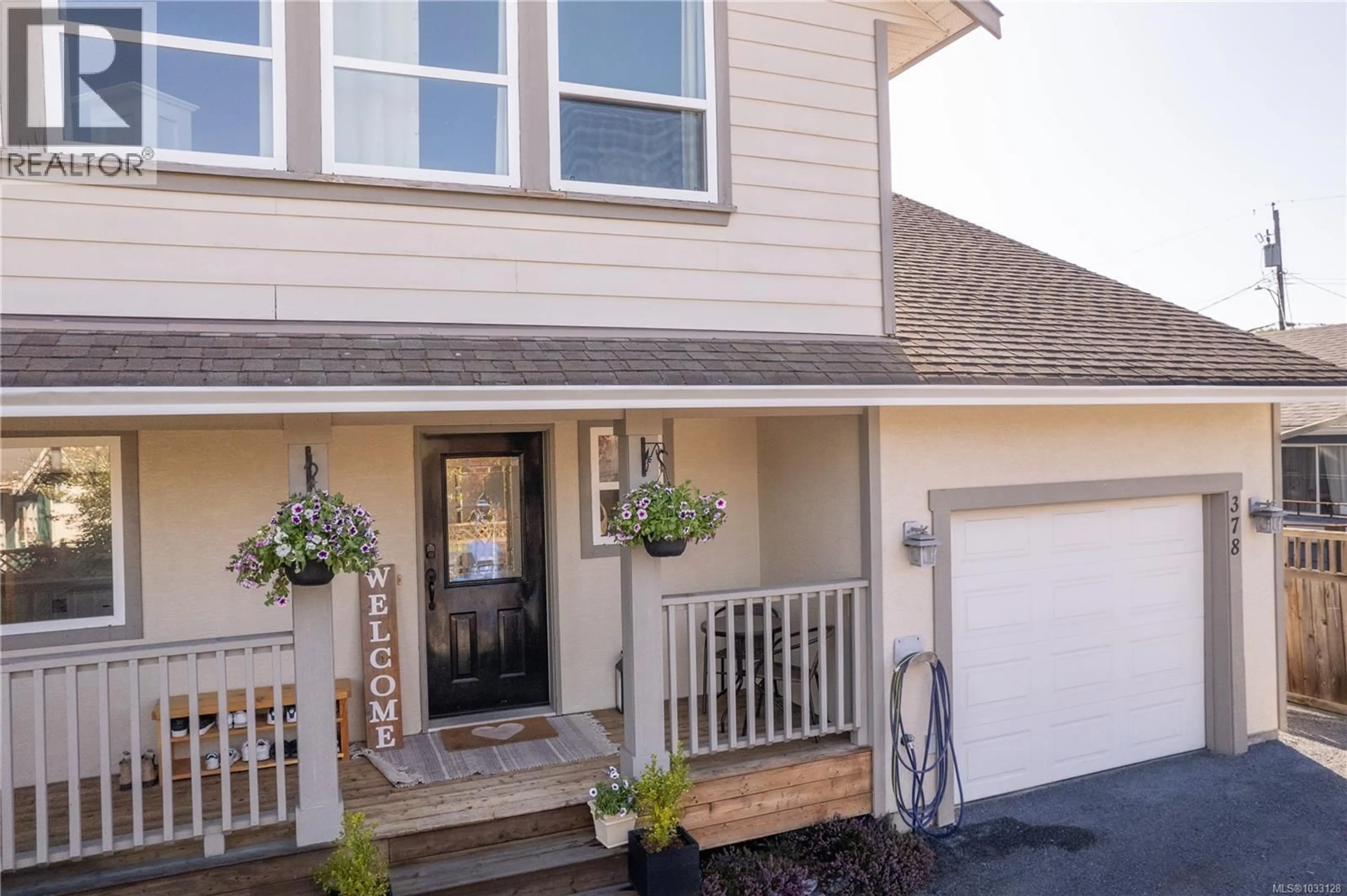 Home with vinyl exterior material, street for 378 CAMPBELL STREET, Duncan British Columbia V9L3J1