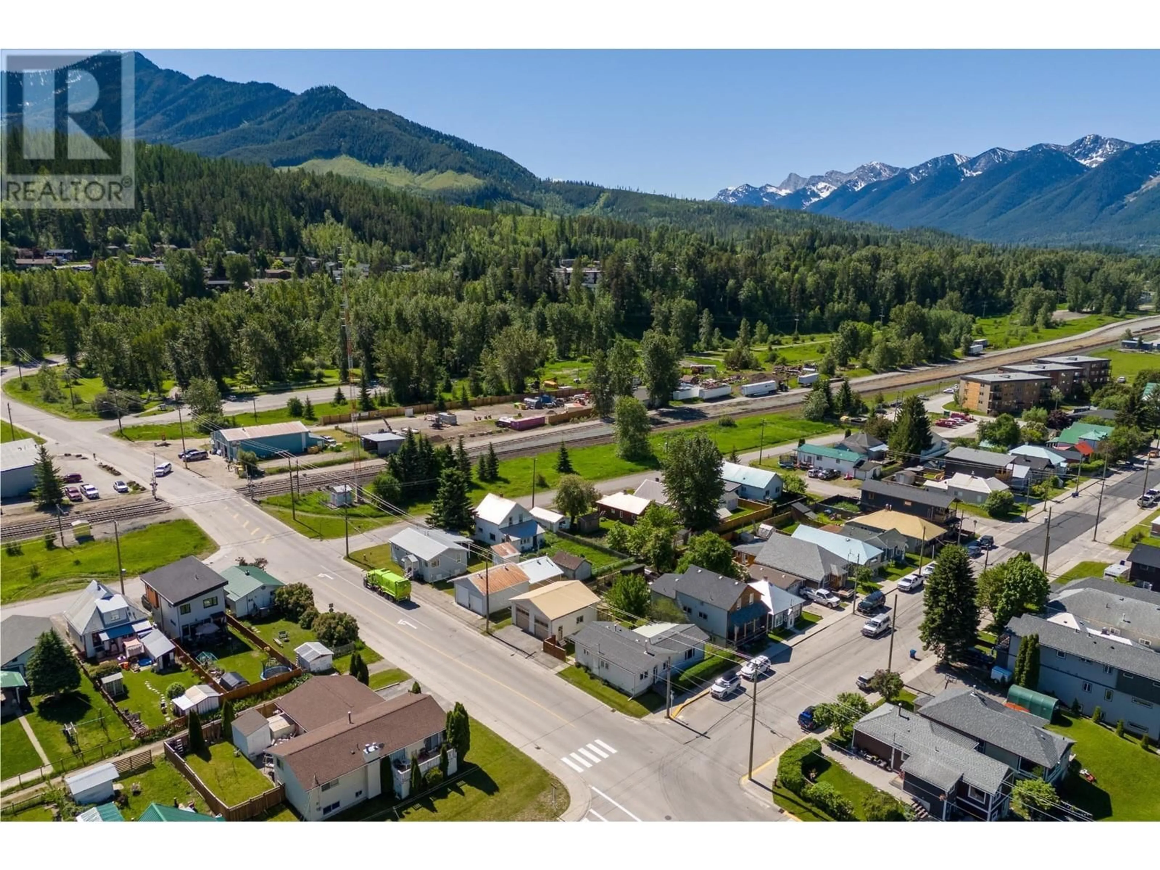 A pic from outside/outdoor area/front of a property/back of a property/a pic from drone, mountain view for 1292 2ND Avenue, Fernie British Columbia V0B1M0