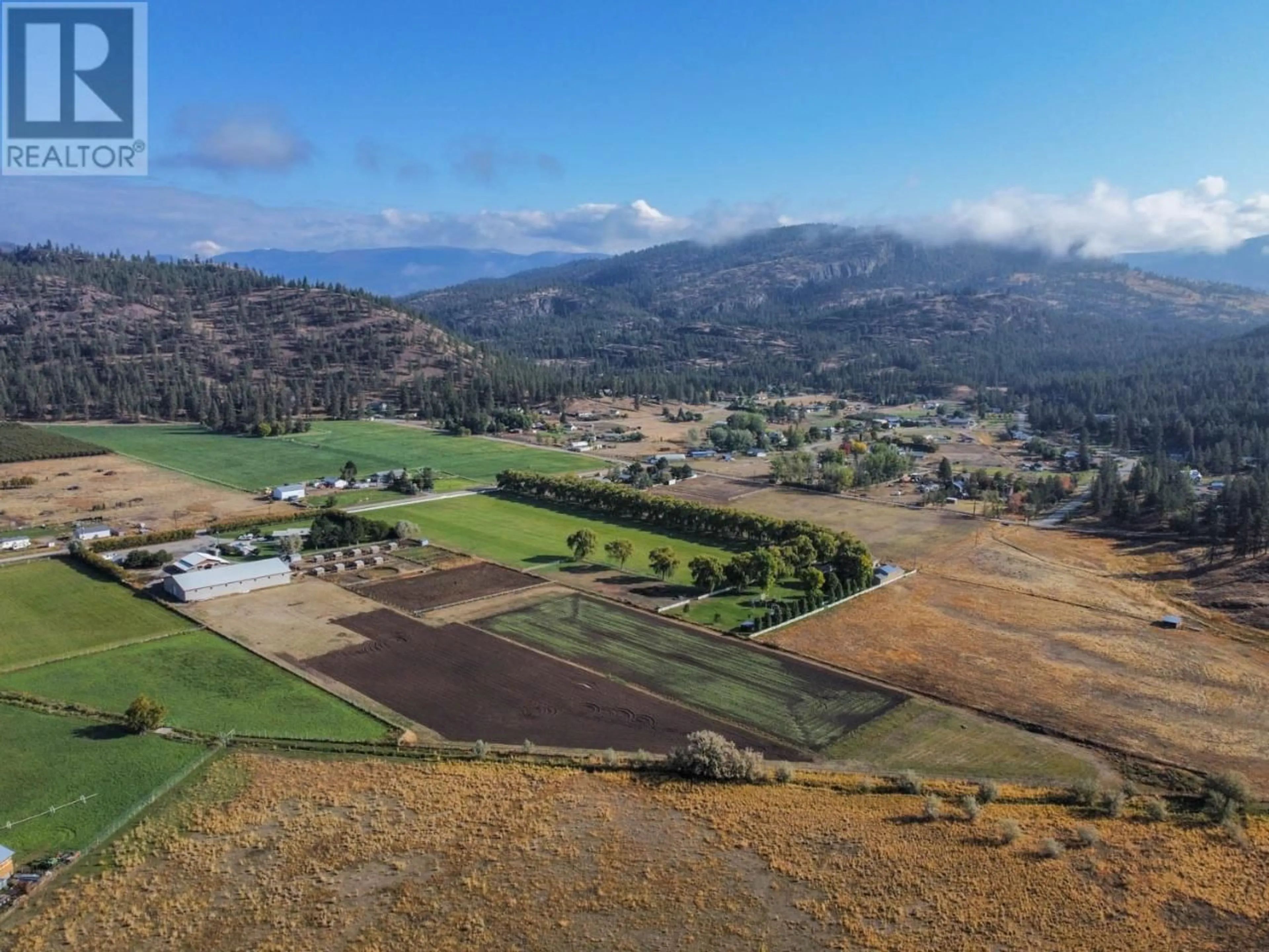 A pic from outside/outdoor area/front of a property/back of a property/a pic from drone, mountain view for 300 JONES WAY ROAD, Oliver British Columbia V0H1T5