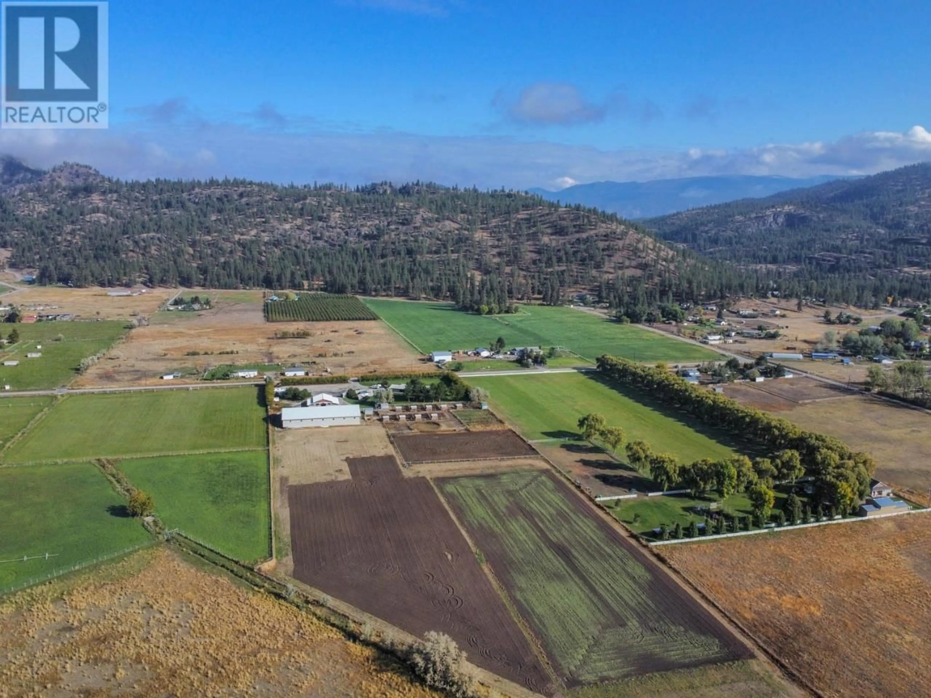 A pic from outside/outdoor area/front of a property/back of a property/a pic from drone, mountain view for 300 JONES WAY ROAD, Oliver British Columbia V0H1T5