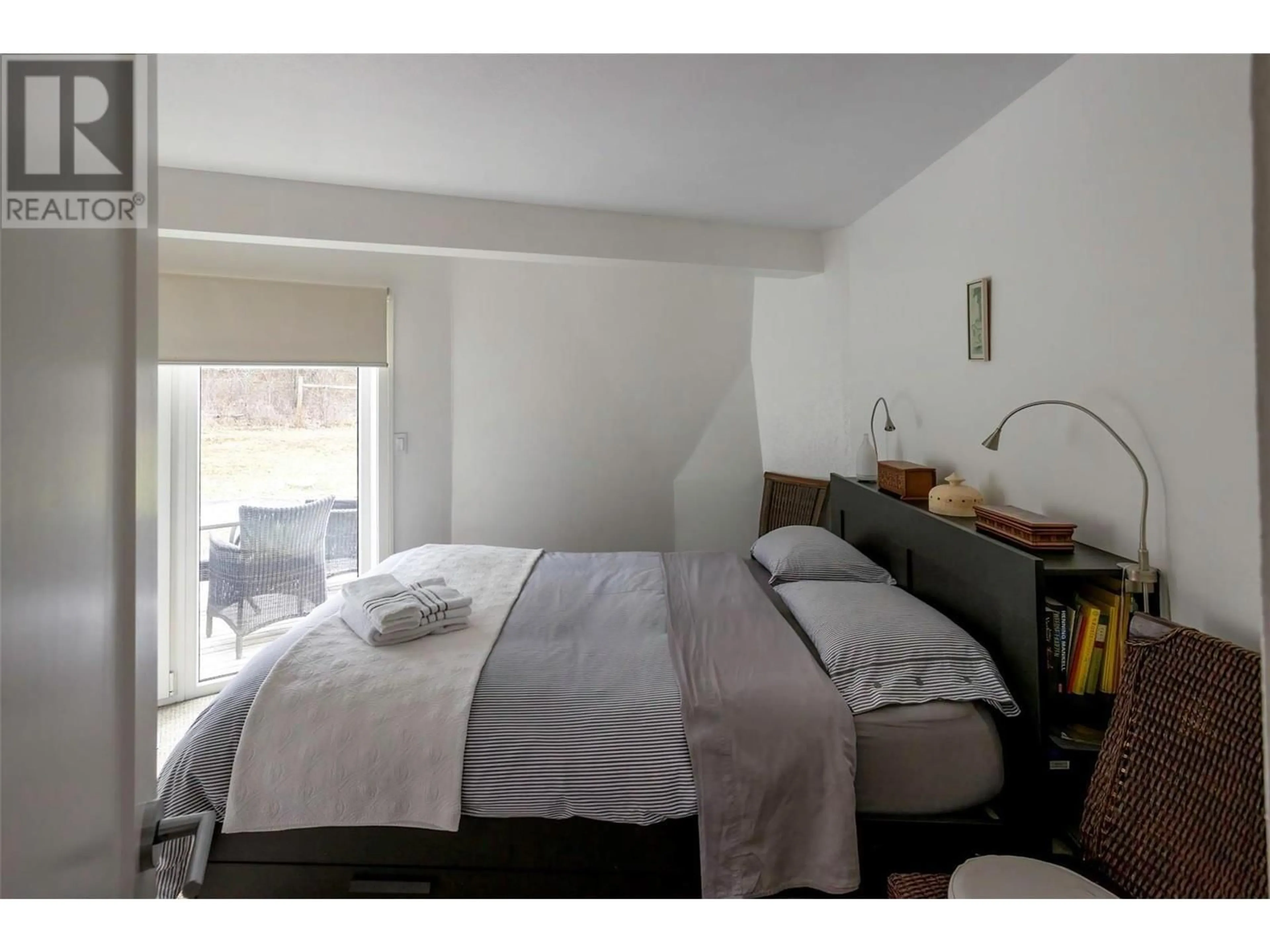 Bedroom with bed, unknown for 16709 MAKI ROAD, Lake Country British Columbia V4V1C2
