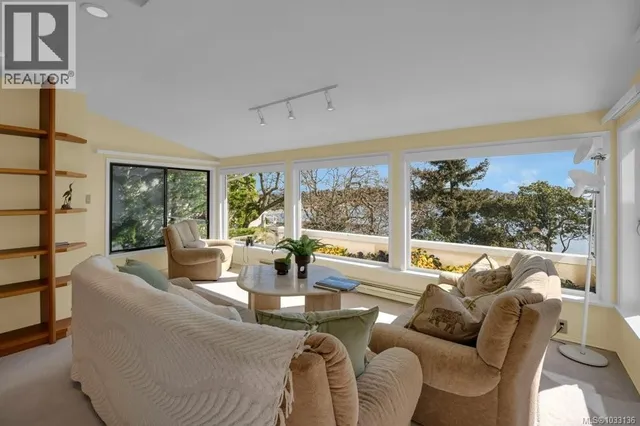 309 KING GEORGE TERRACE, Oak Bay 3