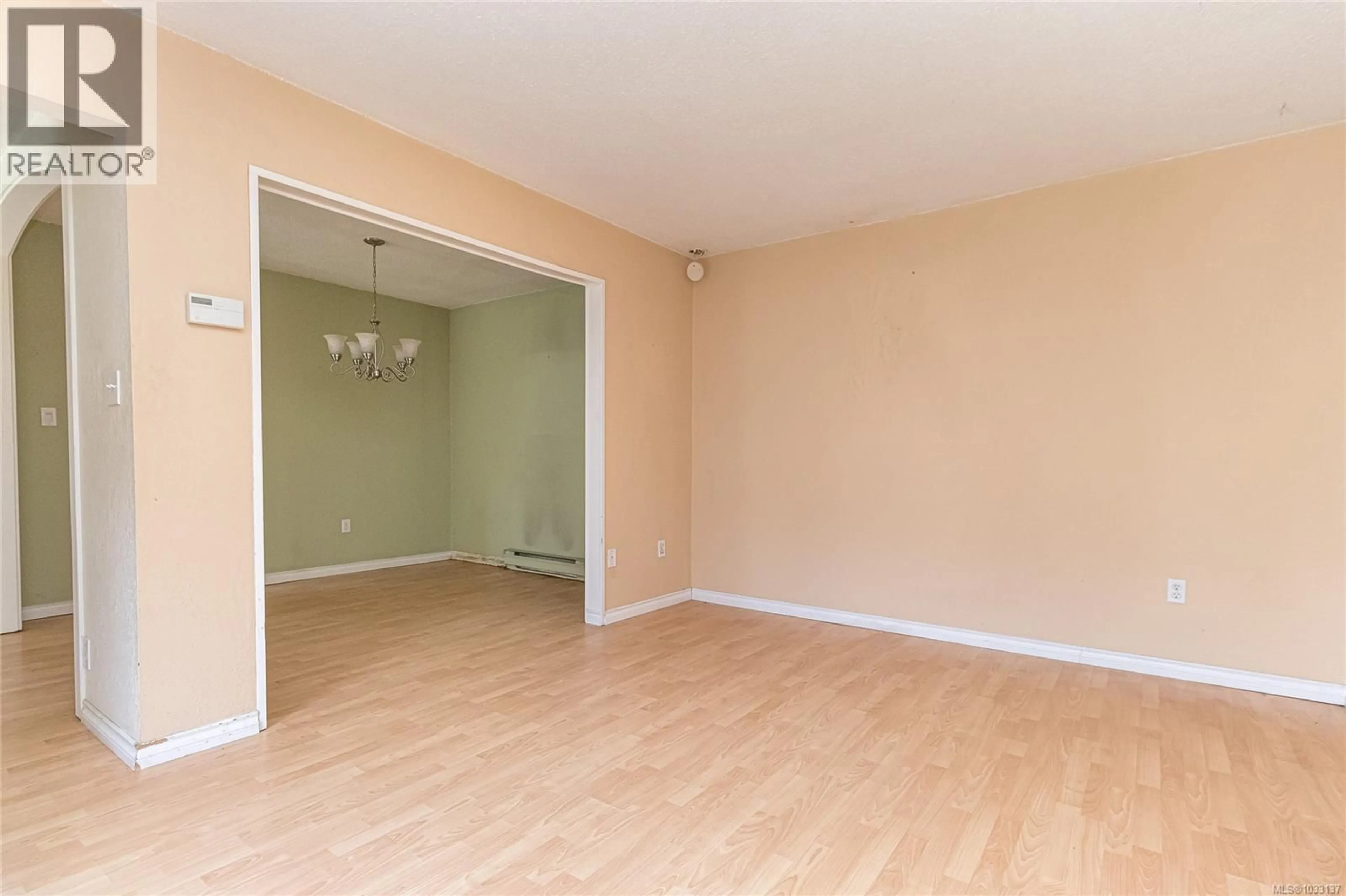A pic of a room for 16 - 1506 ADMIRALS ROAD, View Royal British Columbia V9A7B1