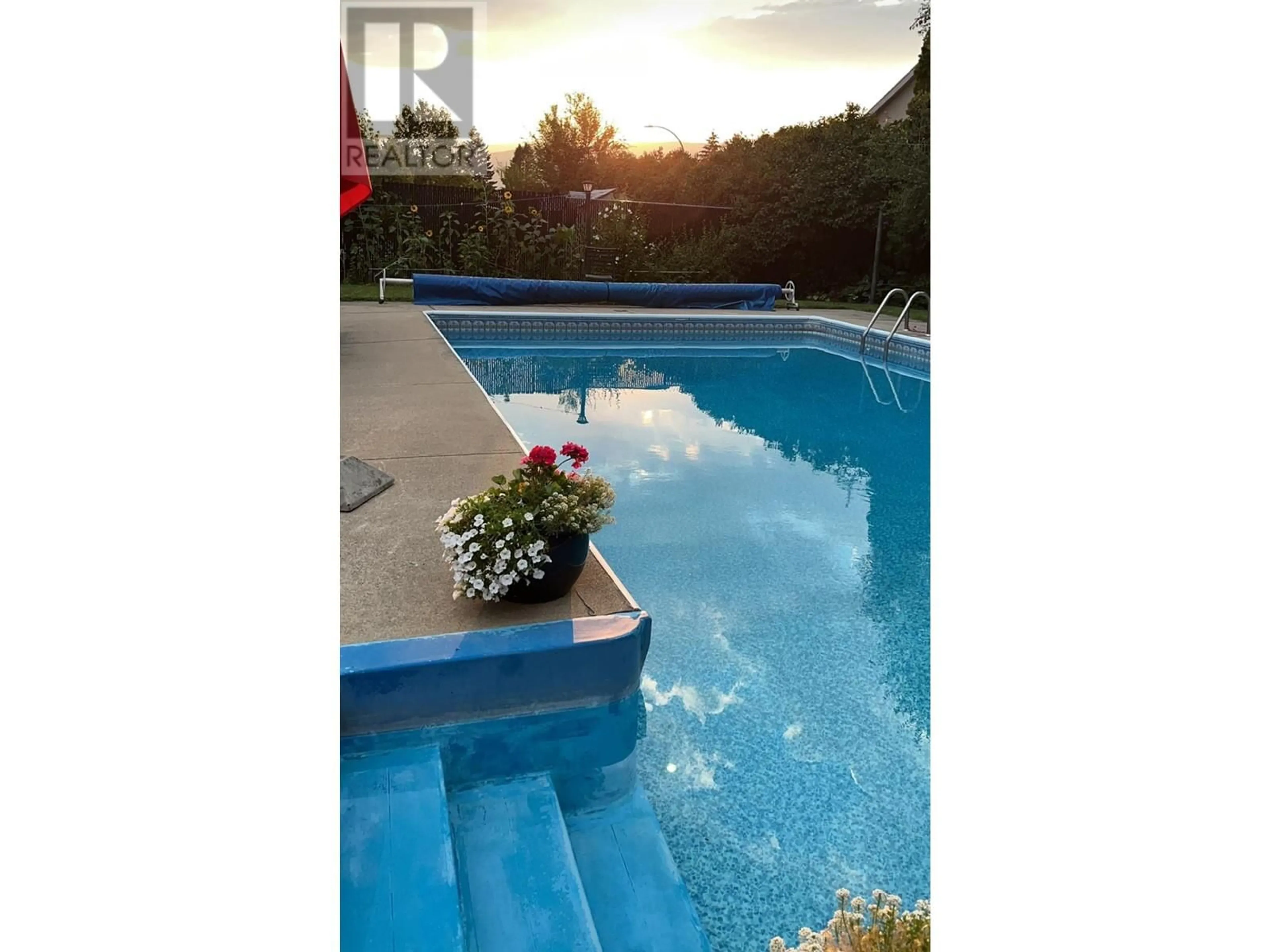 Pool for 1368 BING AVENUE, Kelowna British Columbia V1Y3Y4