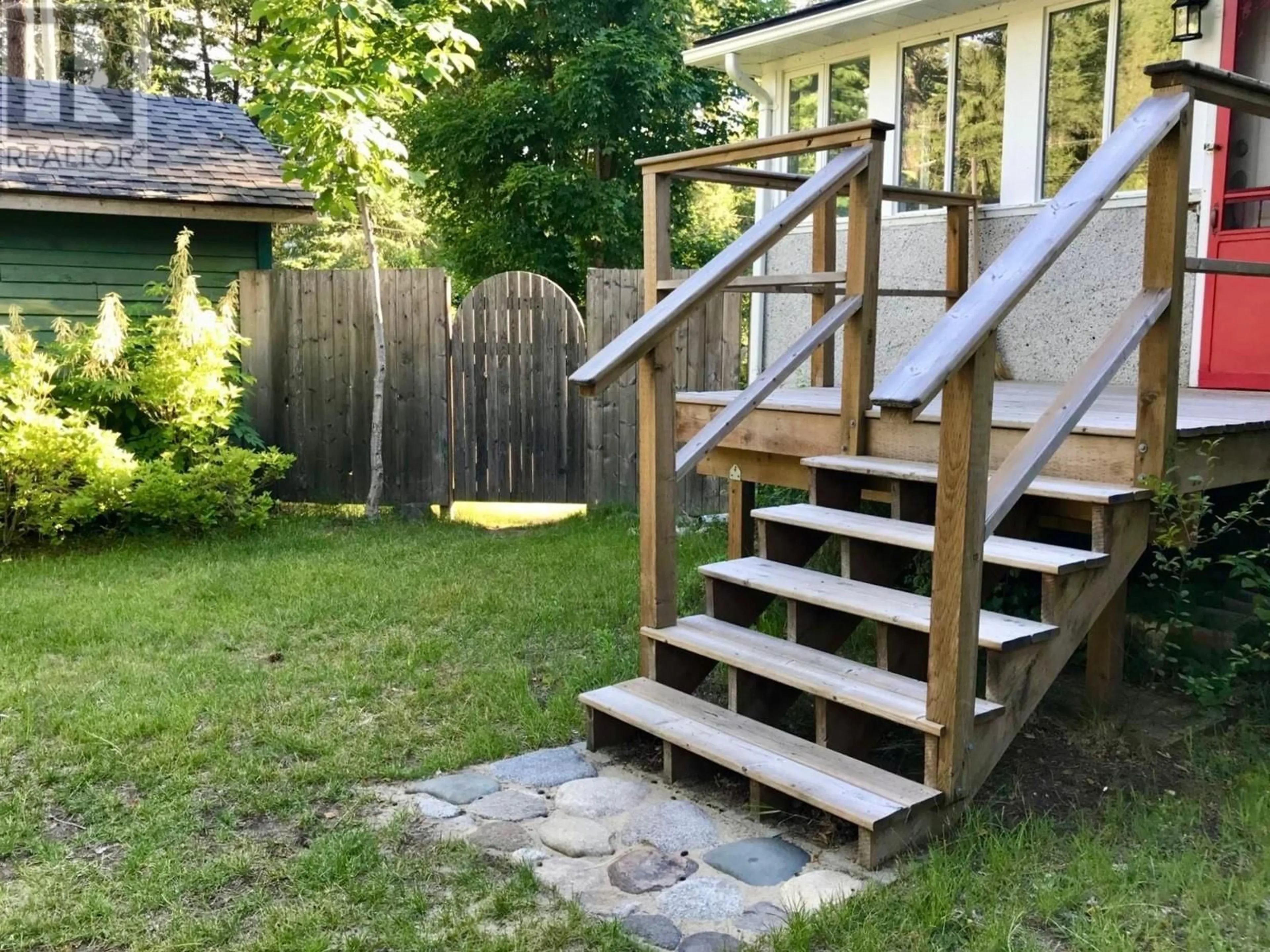 Stairs for 1949 FIFE Road, Christina Lake British Columbia V0H1E0