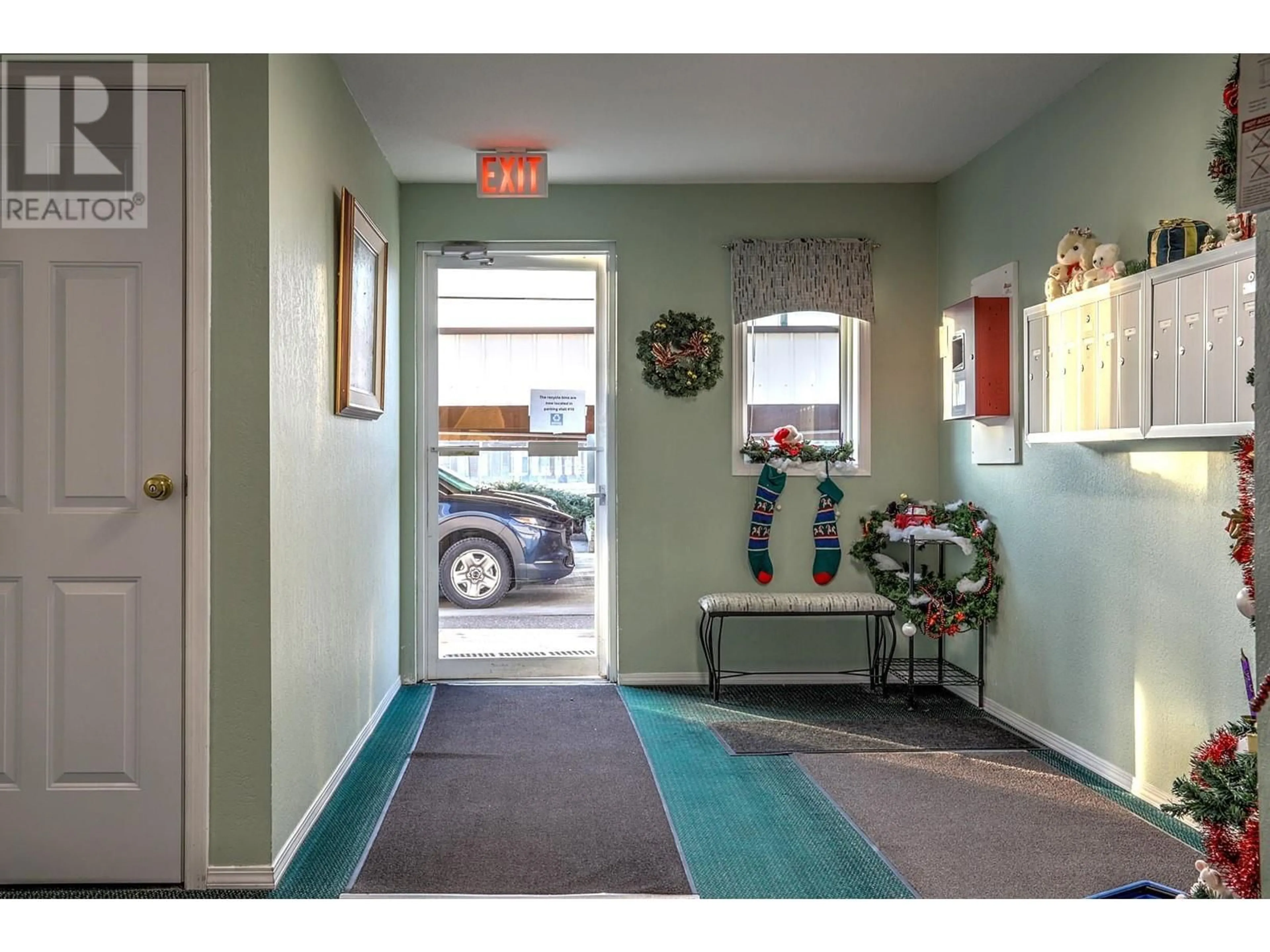 Indoor entryway for 107 - 211 KILDONAN AVENUE, Enderby British Columbia V0E1V0