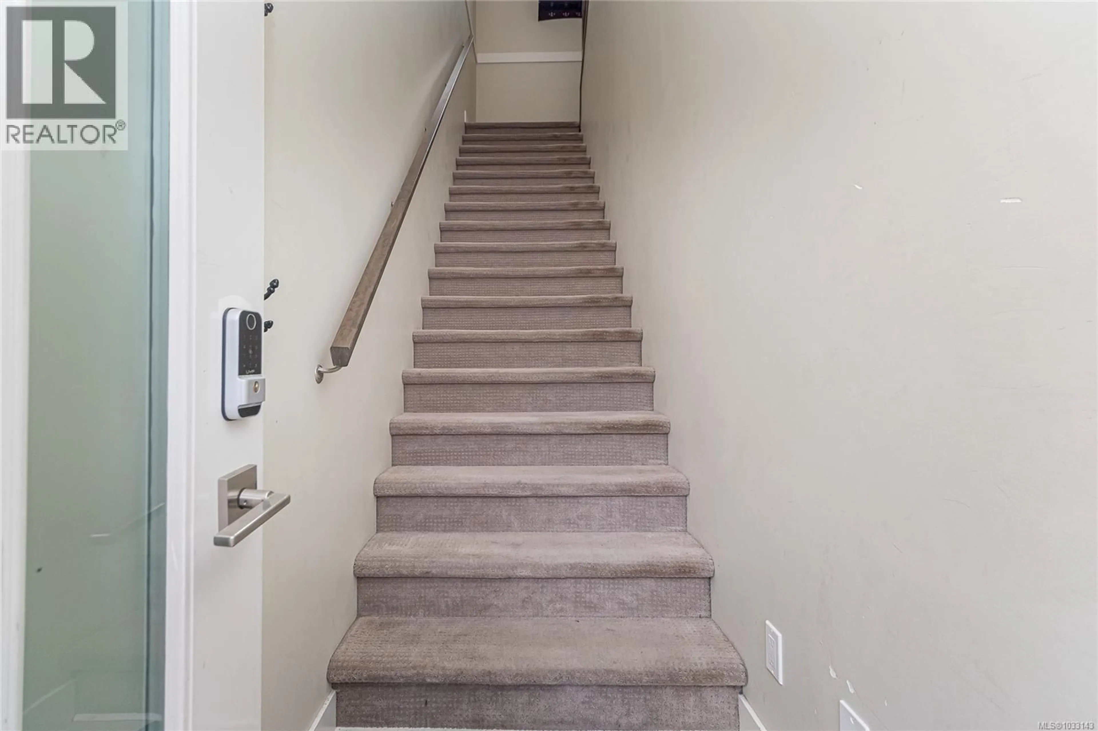 Stairs for 109 - 1021 SPRINGBOARD PLACE, Langford British Columbia V9B3E2