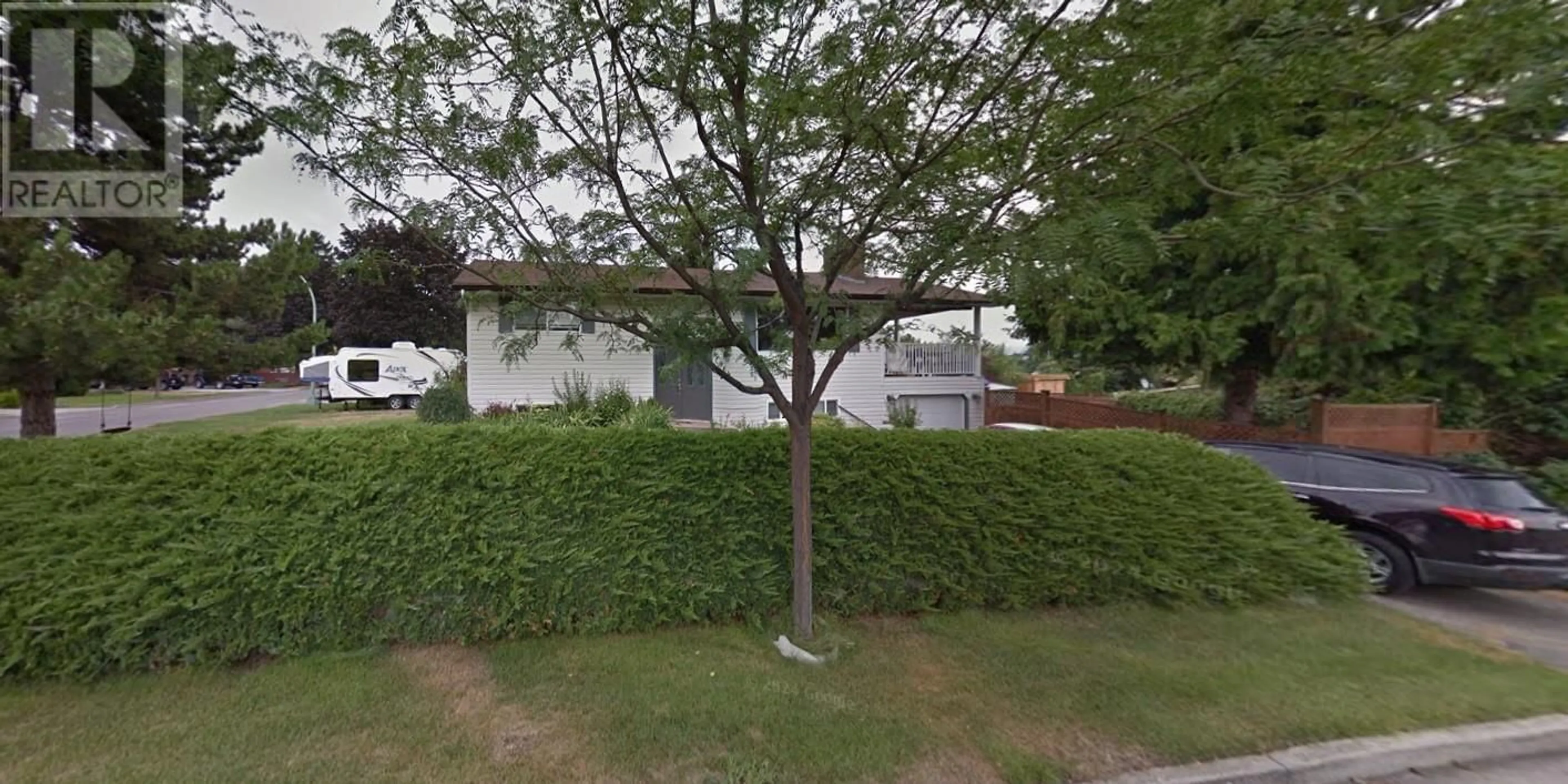 Blurry image for 964 Tronson Drive, Kelowna British Columbia V1Y4E1