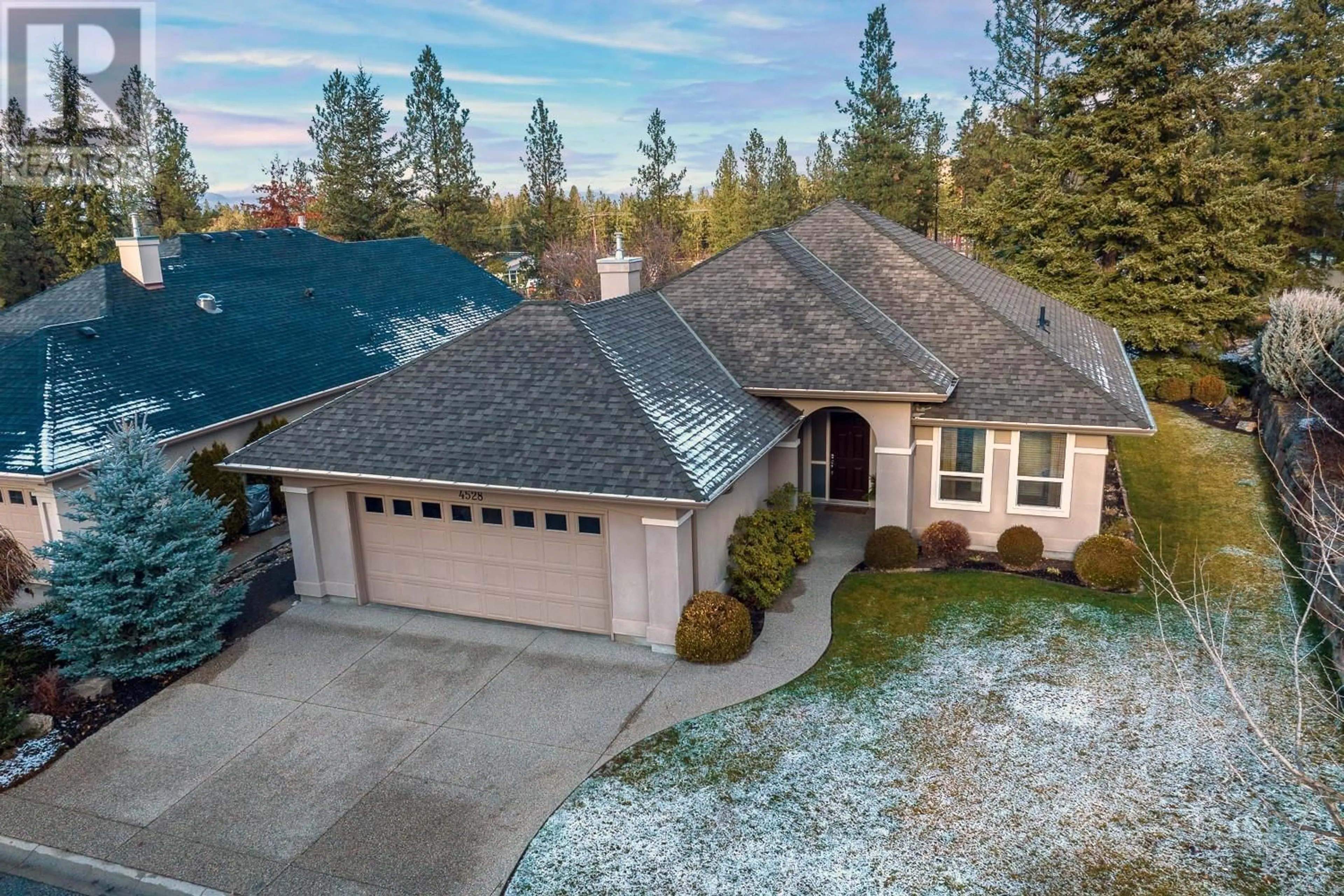 A pic from outside/outdoor area/front of a property/back of a property/a pic from drone, unknown for 4528 Gallaghers Edgewood Drive, Kelowna British Columbia V1W5E6