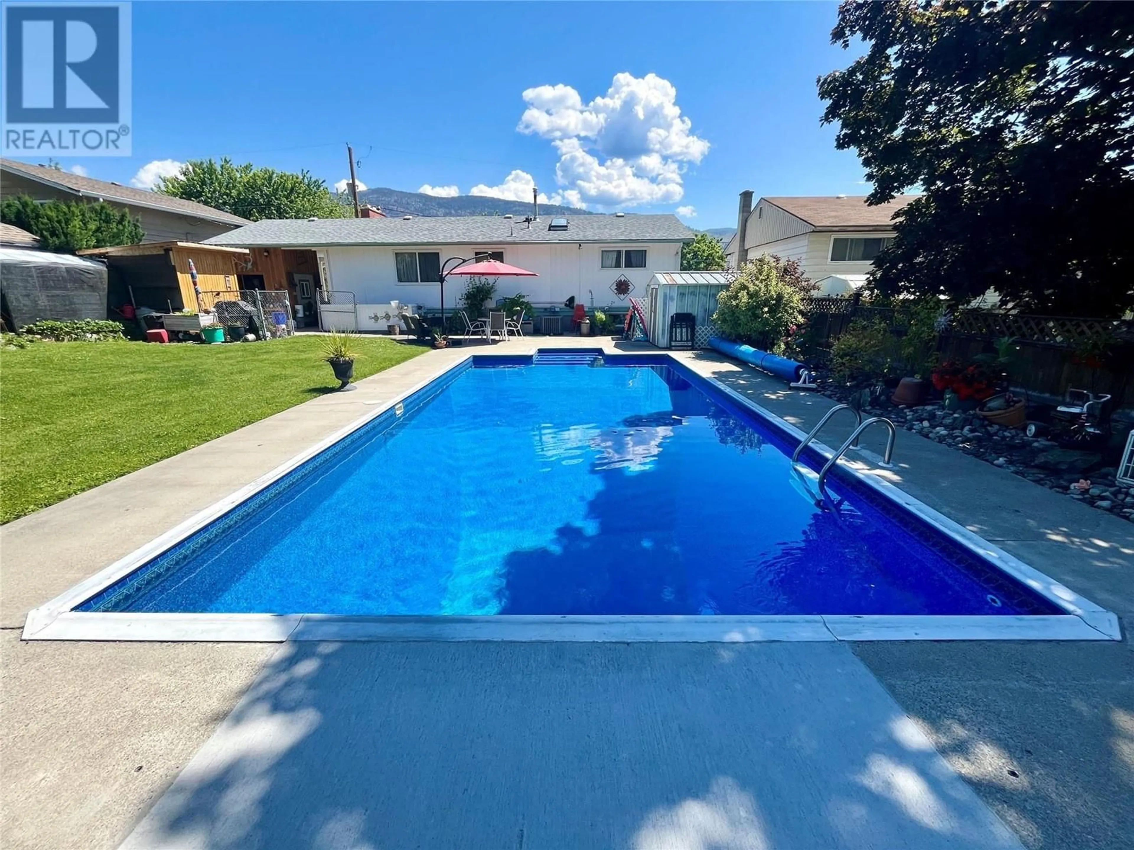 Pool for 20 FINCH CRESCENT, Osoyoos British Columbia V0H1V0