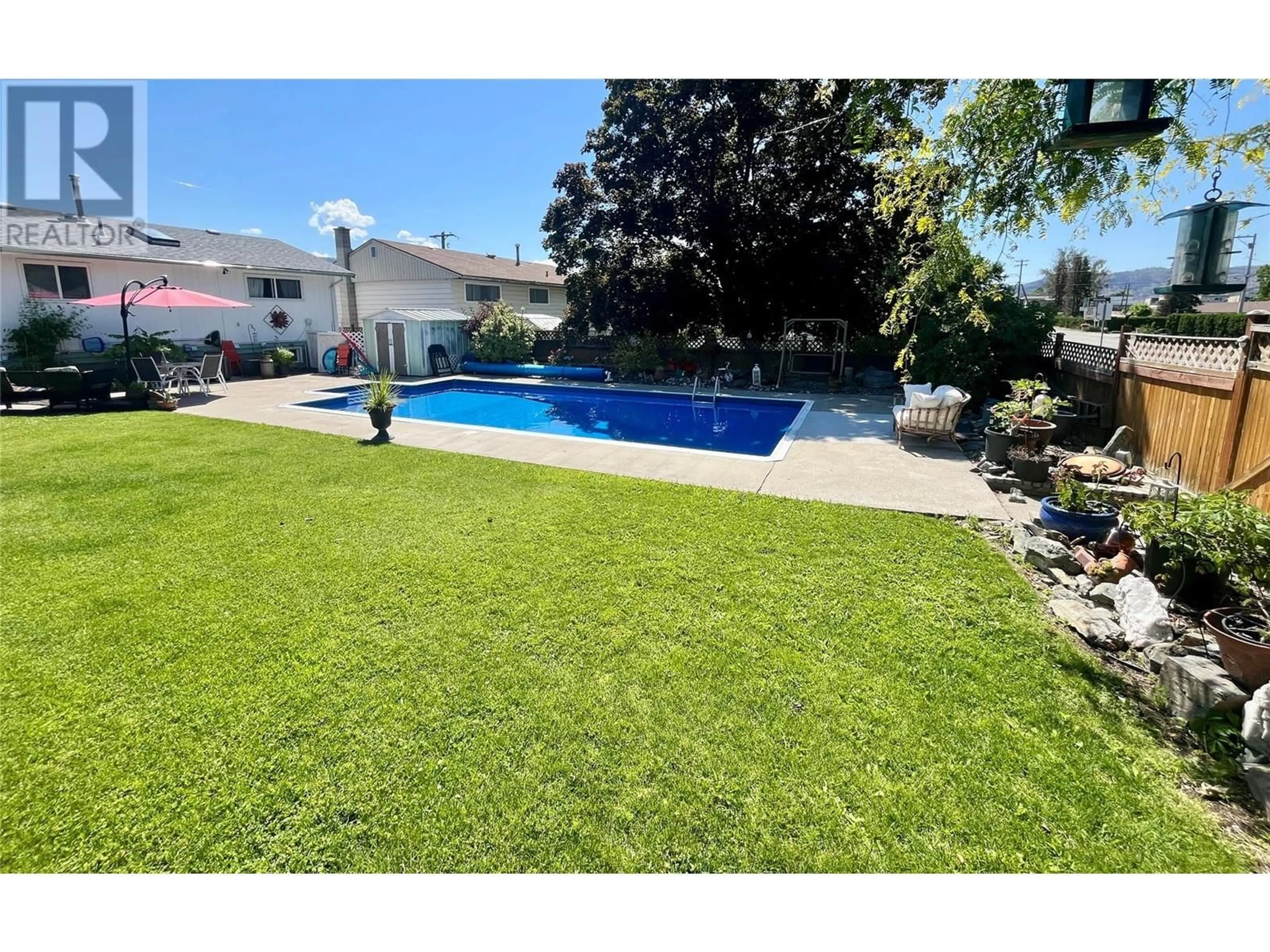 Pool for 20 FINCH CRESCENT, Osoyoos British Columbia V0H1V0