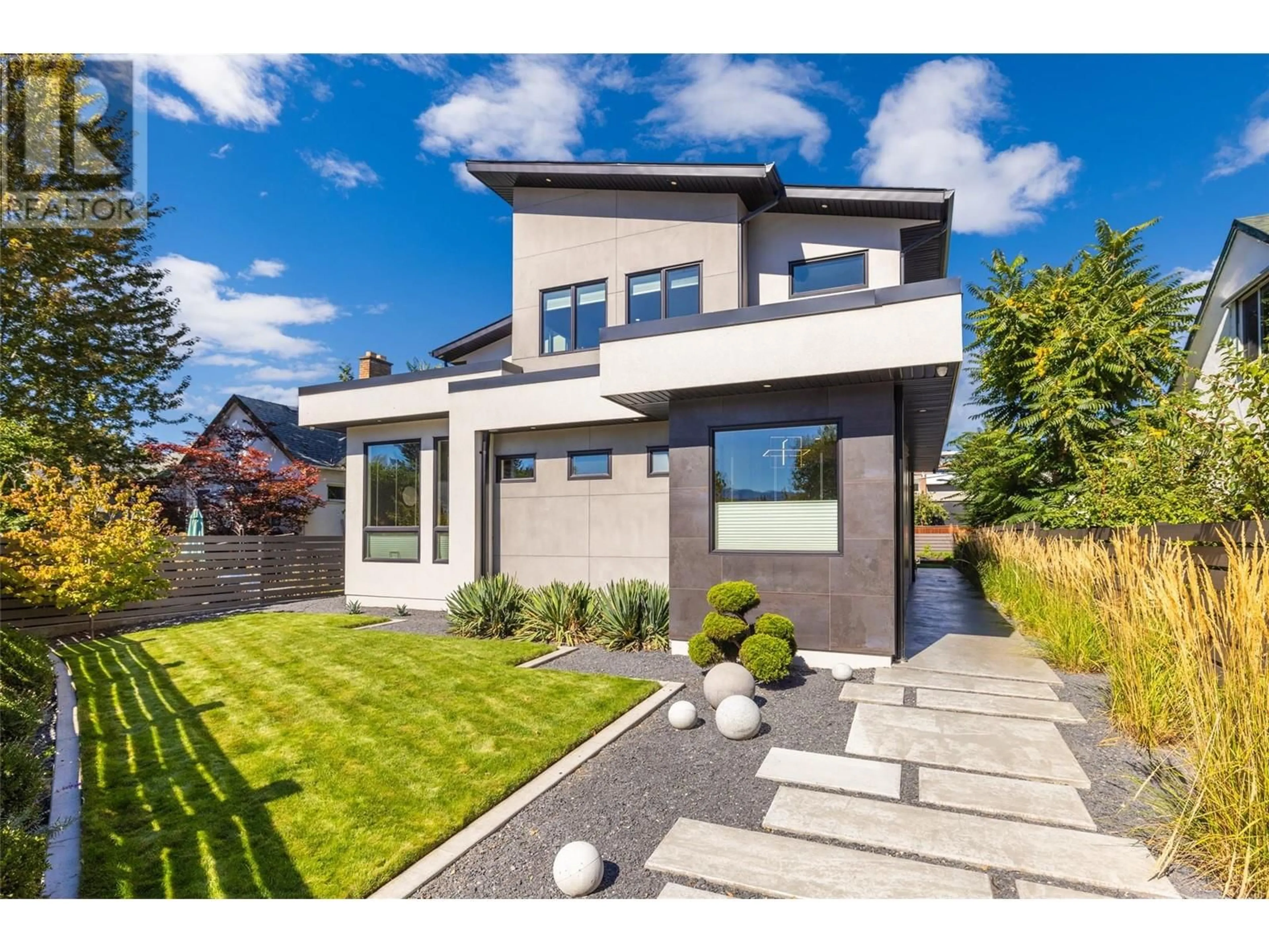 Home with brick exterior material, street for 364 CHRISTLETON AVENUE, Kelowna British Columbia V1Y5H7