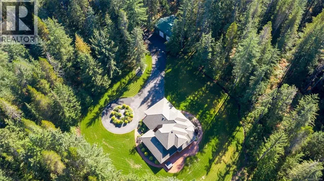 5165 DUNCAN BAY ROAD, Campbell River 2