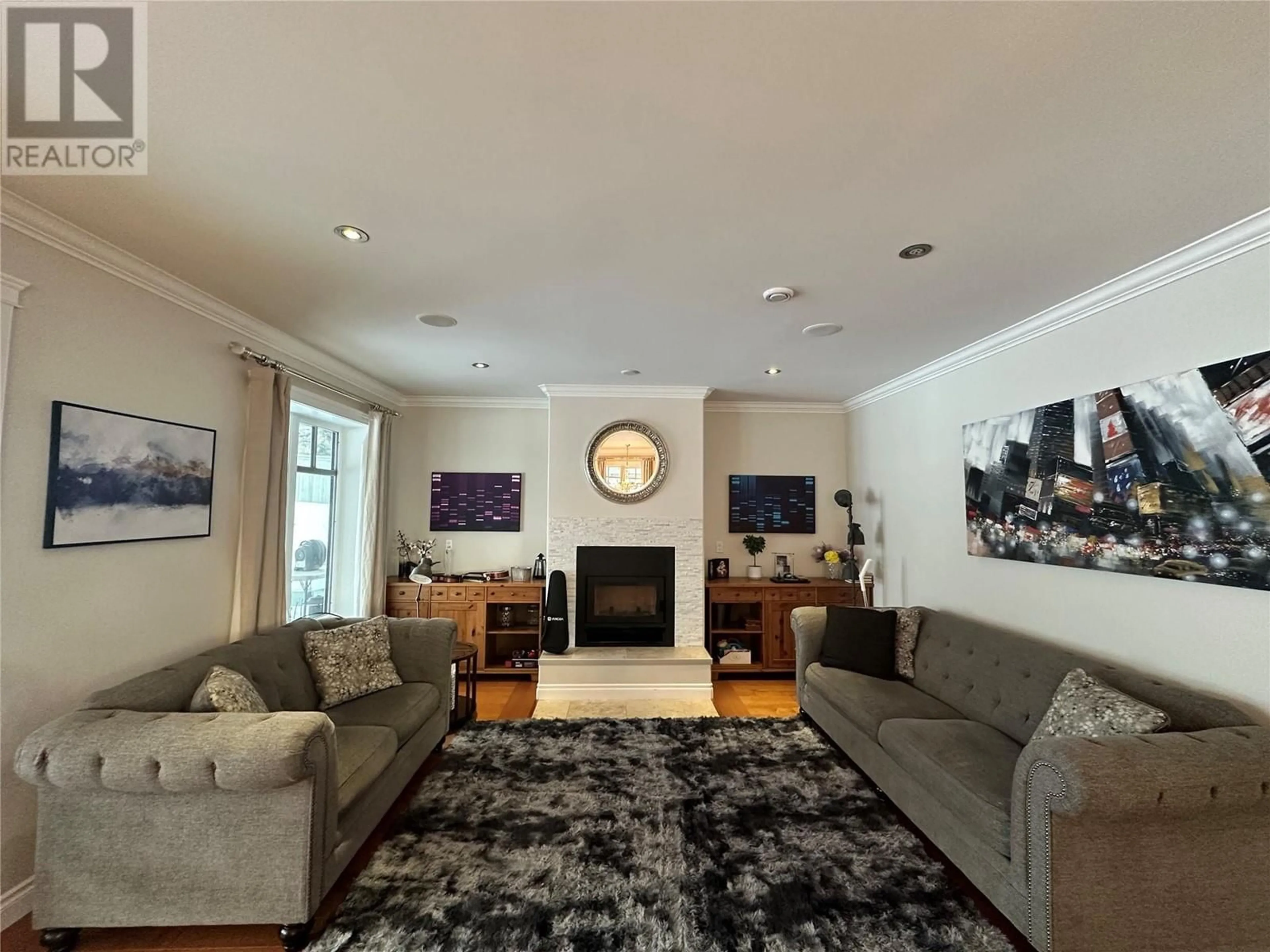 Living room with furniture, unknown for 9109 Forest Park Drive, Dawson Creek British Columbia V1G4Z4