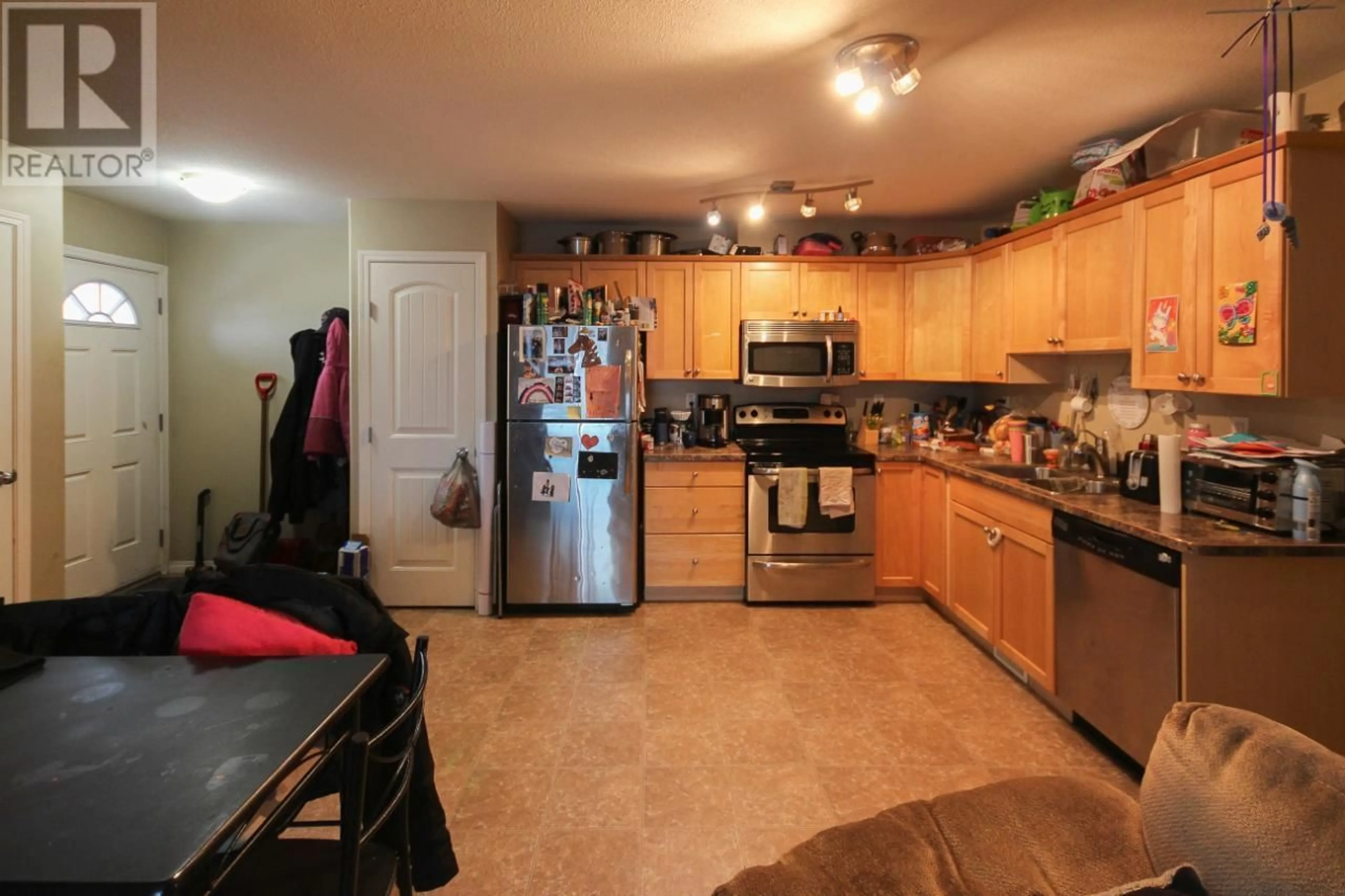 Standard kitchen, unknown for 809 96 Avenue Unit# 2, Dawson Creek British Columbia V1G1K7