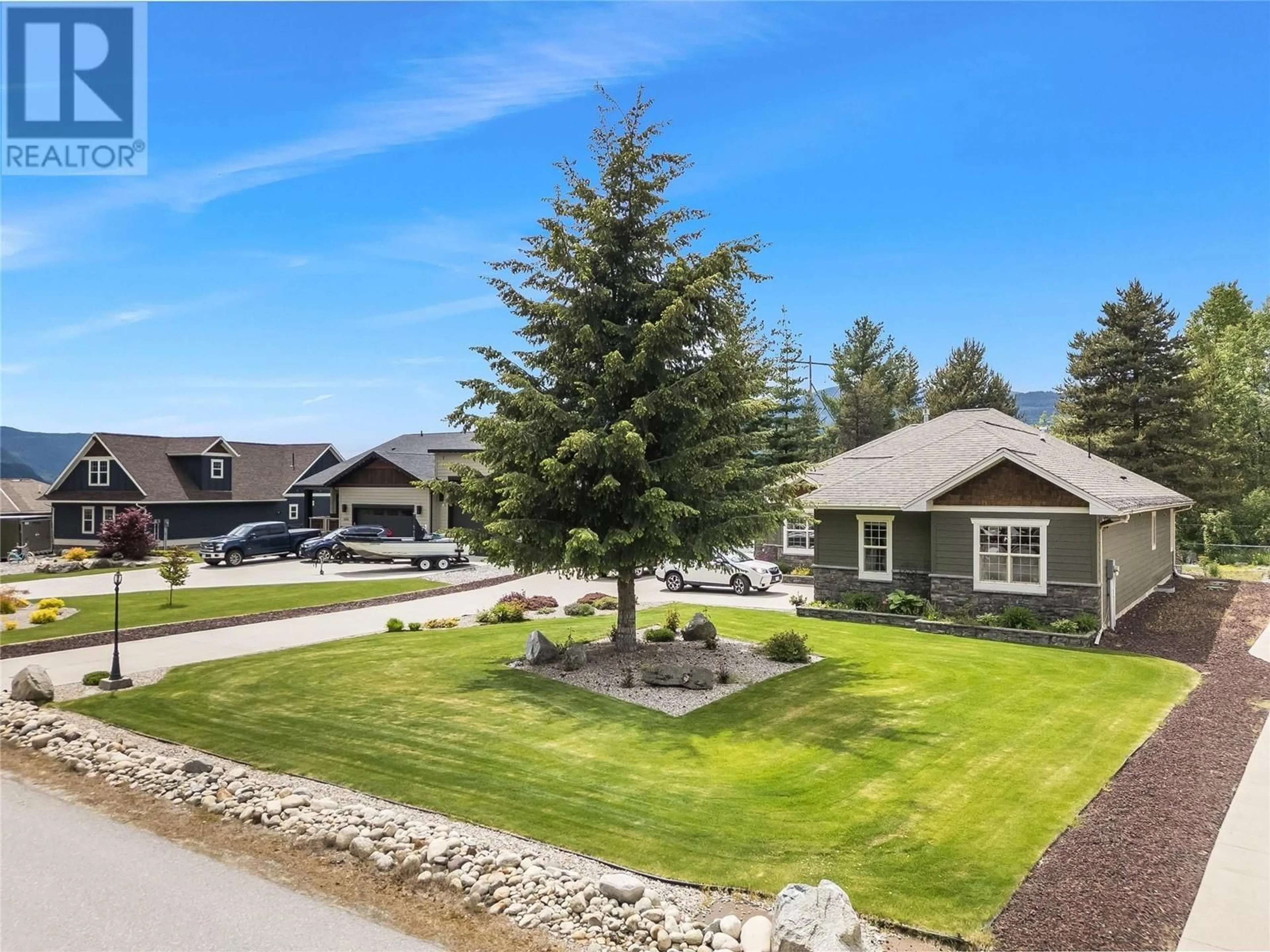 A pic from outside/outdoor area/front of a property/back of a property/a pic from drone, mountain view for 1604 TOWER RIDGE Road, Ootischenia British Columbia V1N4W7