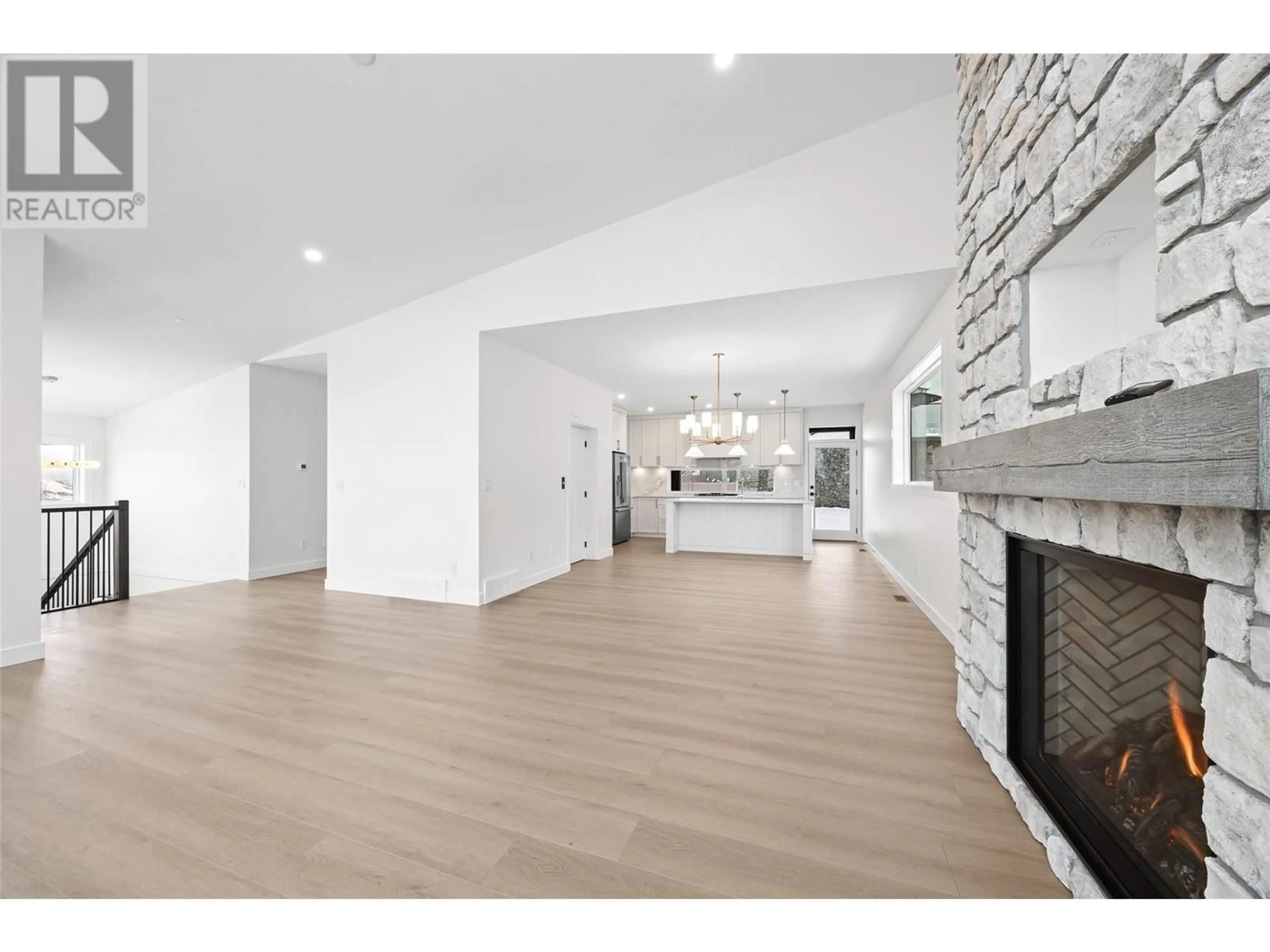 Open concept kitchen, wood/laminate floor for 1294 BRECHIN PLACE, Kamloops British Columbia V1S0G3