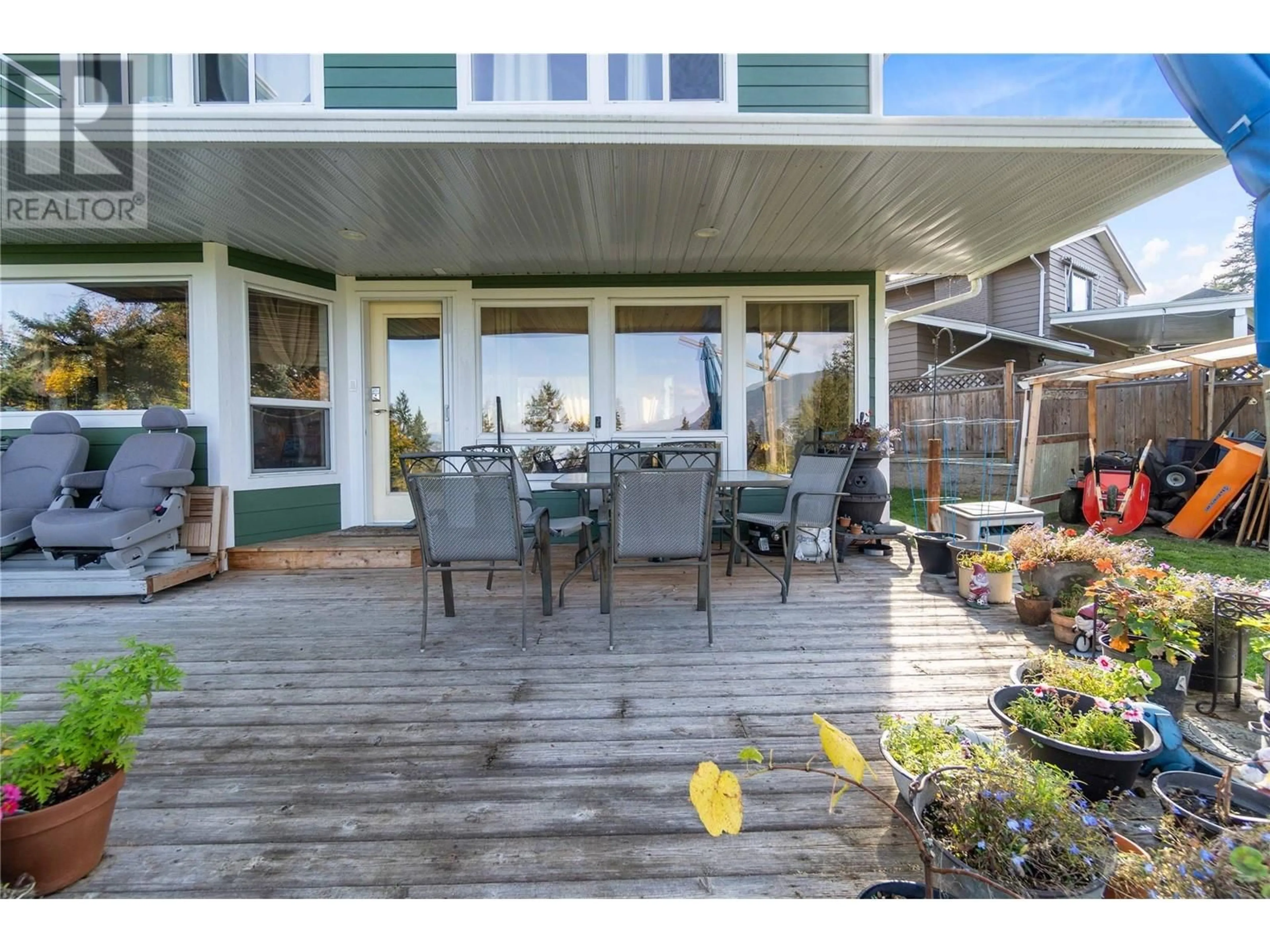 Patio, water/lake/river/ocean view for 1461 16 Street NE, Salmon Arm British Columbia V1E2T8