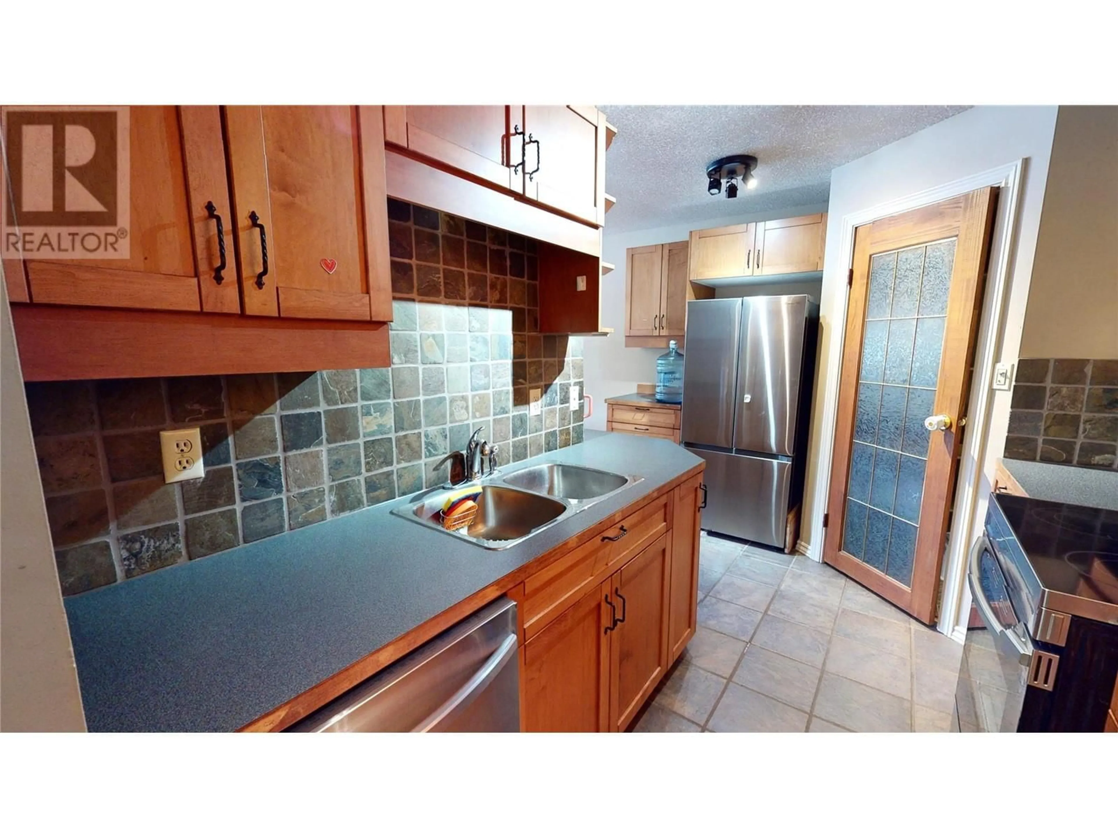 Standard kitchen, ceramic/tile floor for 10 CARIBOO Drive Unit# 315 & 316, Elkford British Columbia V0B1H0