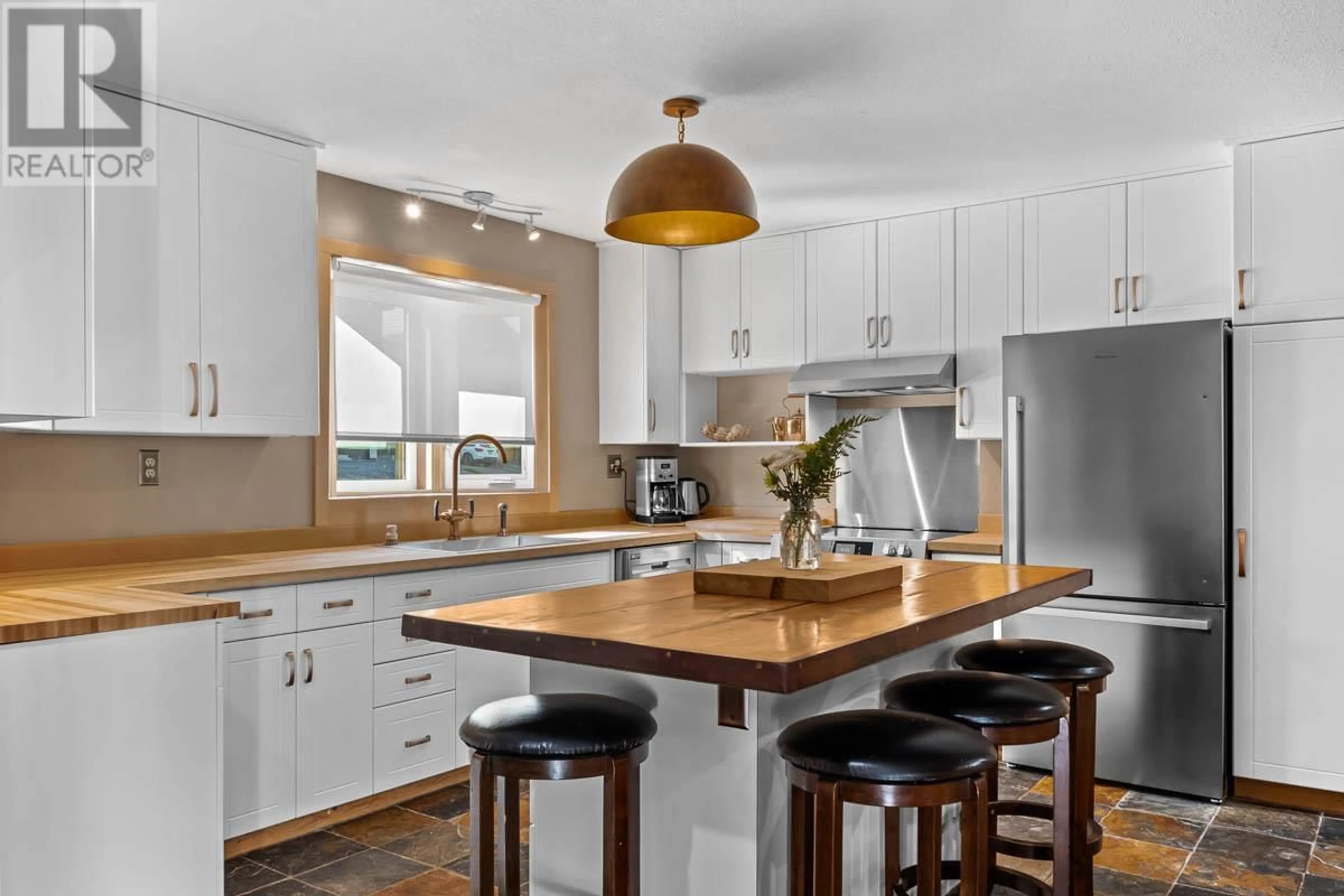 Open concept kitchen, unknown for 1330 BURFIELD Drive, Sun Peaks British Columbia V0E5N0