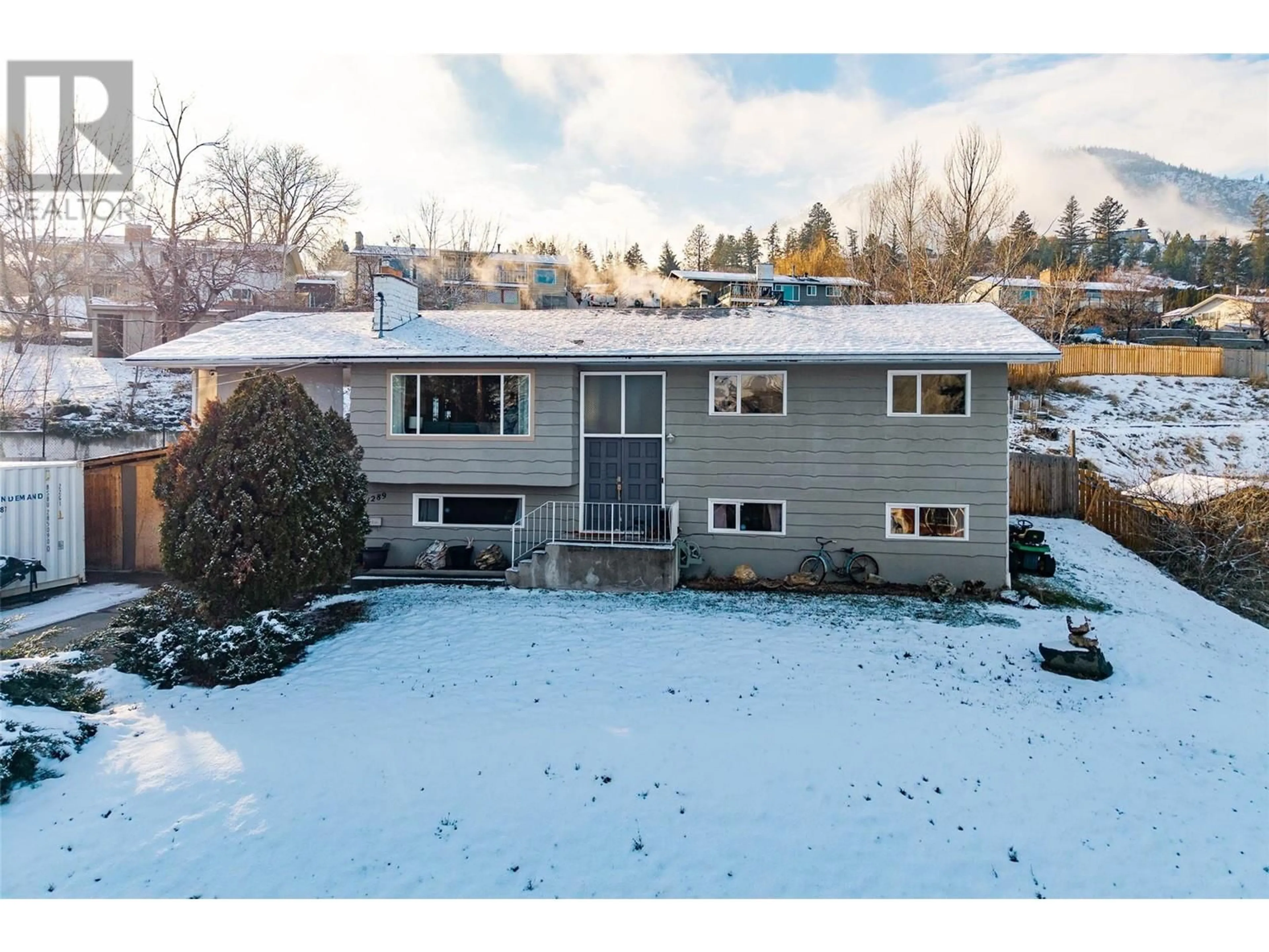 A pic from outside/outdoor area/front of a property/back of a property/a pic from drone, unknown for 1289 Foxwood Lane, Kamloops British Columbia V2C5E4