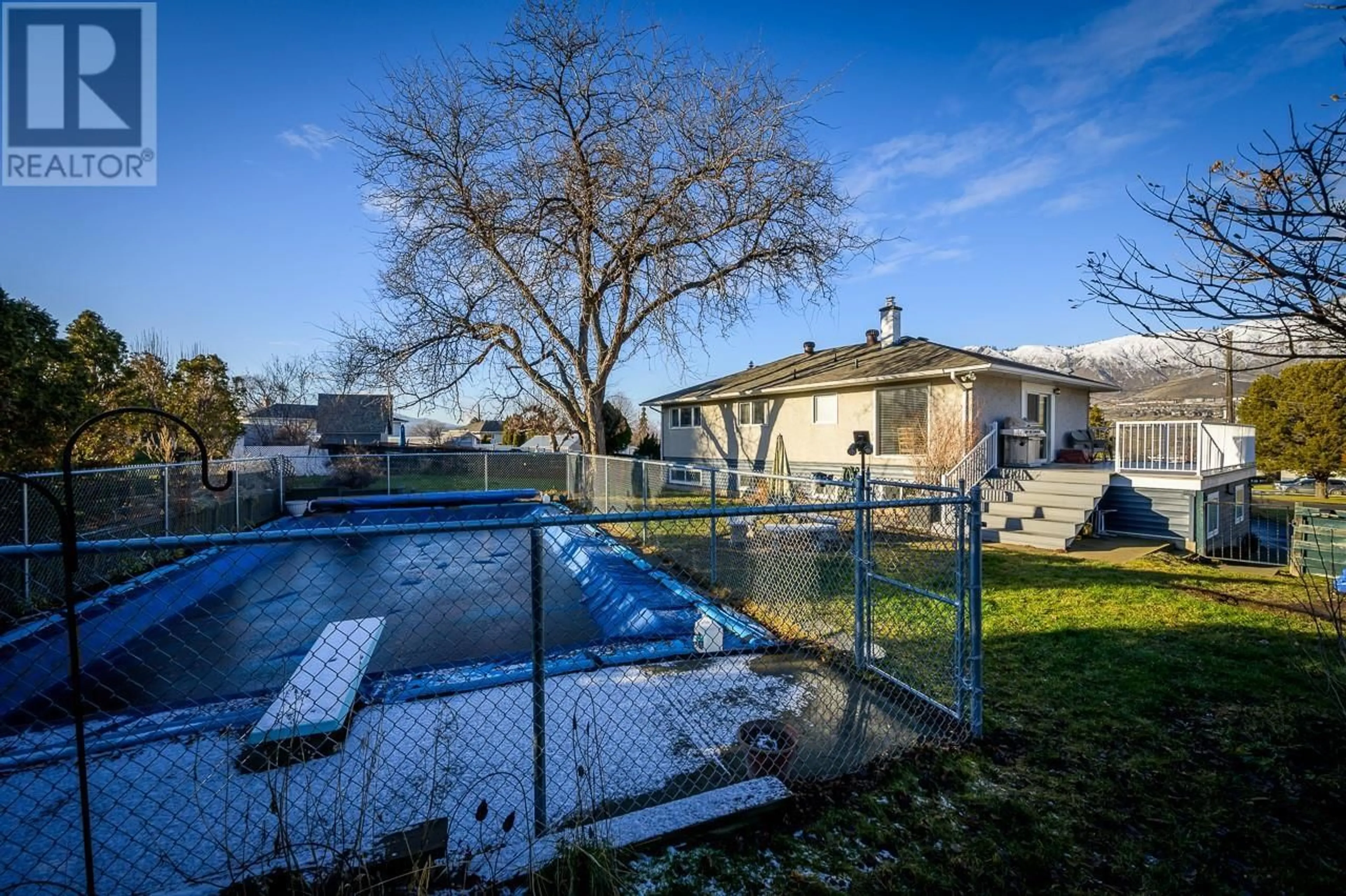 Pool for 1742 APPLE Lane, Kamloops British Columbia V2C4M9