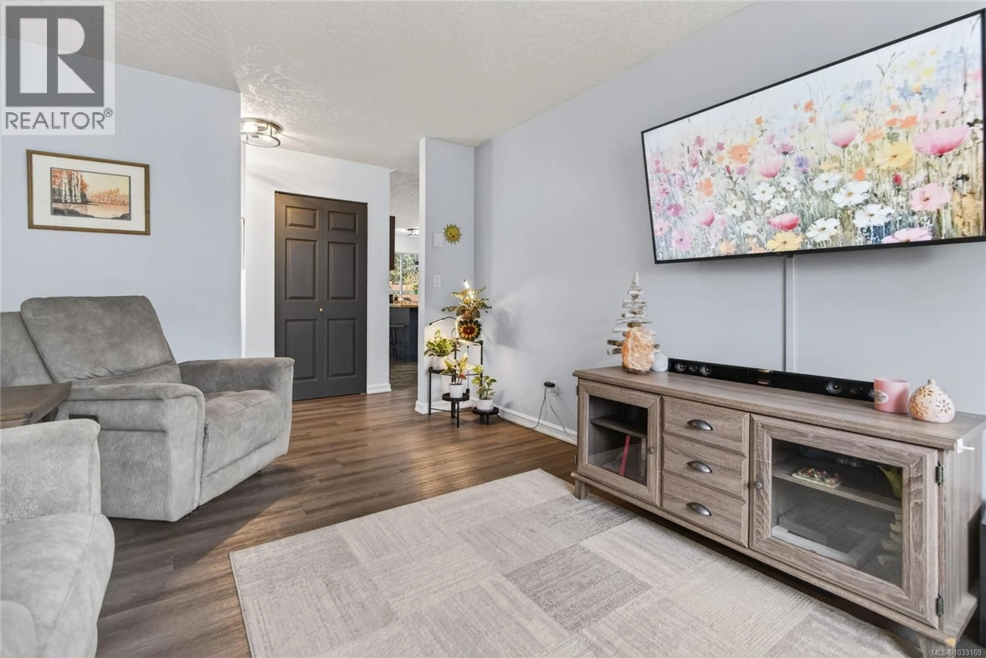 Living room with furniture, unknown for A - 139 MALCOLM PLACE, Courtenay British Columbia V9N8X8