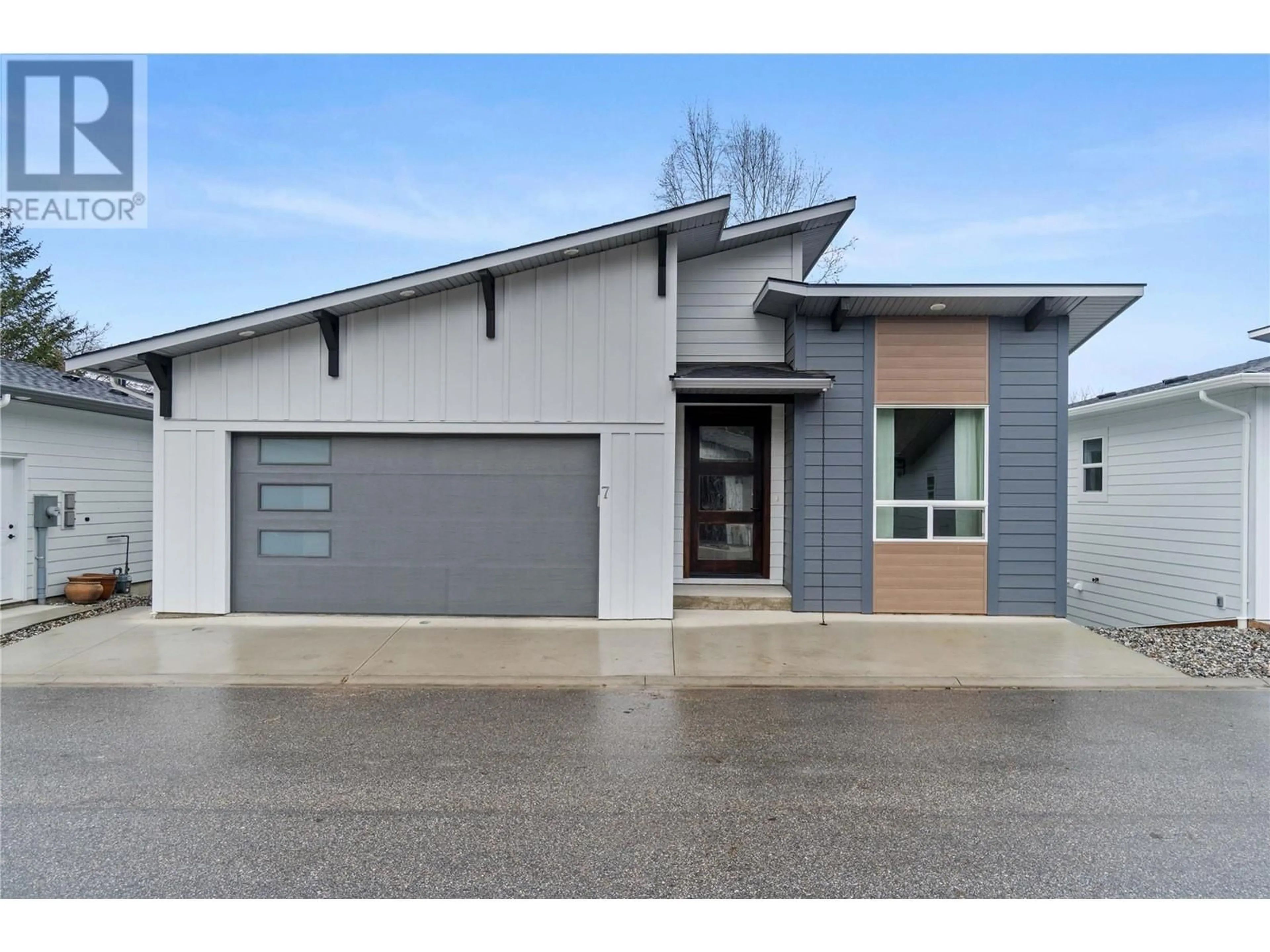 Unknown for 7 - 1840 10 STREET SOUTHWEST, Salmon Arm British Columbia V1E0H1