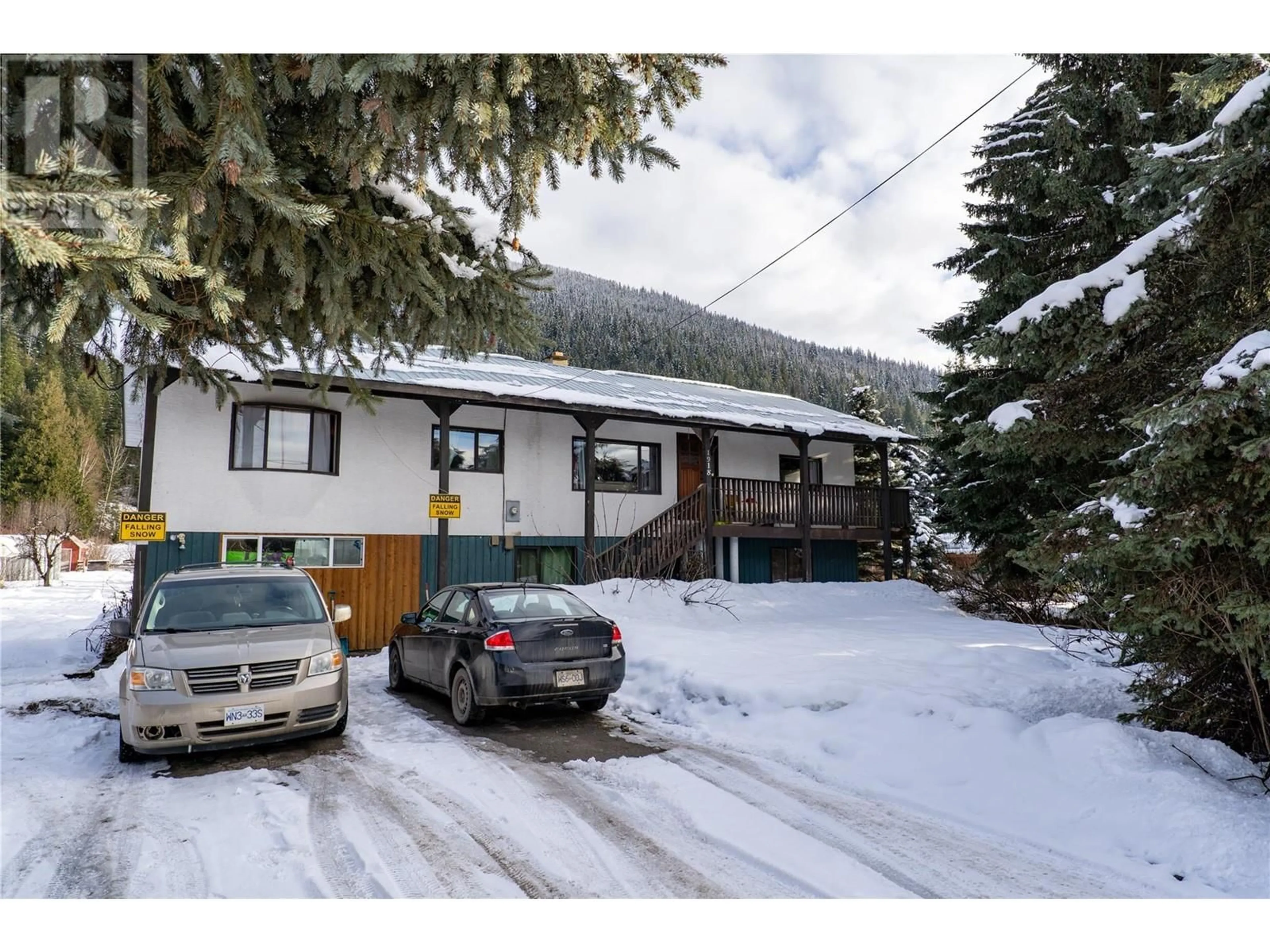Unknown for 1918 CAMOZZI ROAD, Revelstoke British Columbia V0E2S0